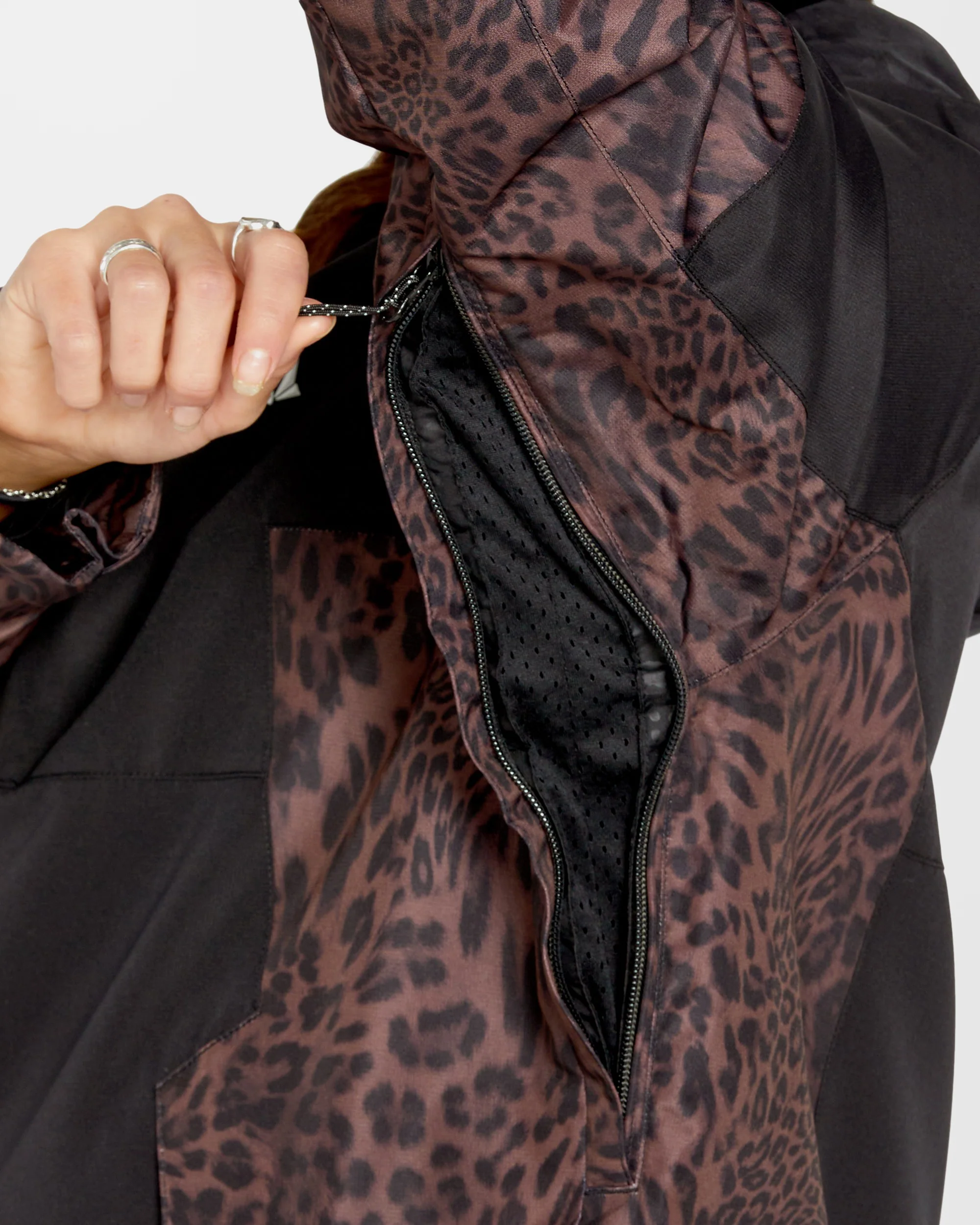 Agate Insulated Jacket - Black - Image 4