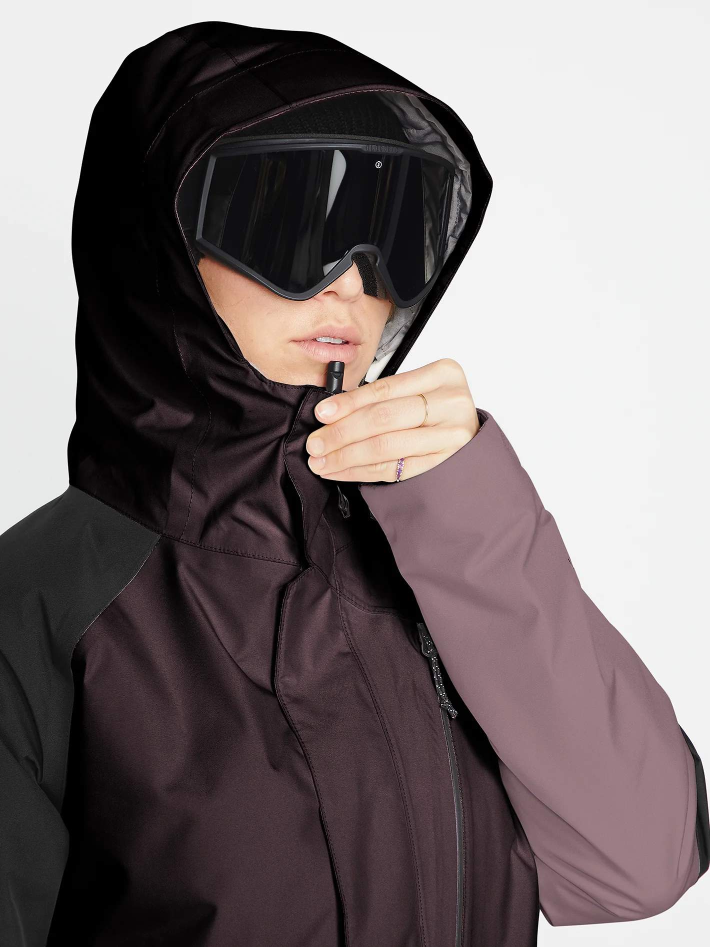 Aris Insulated Gore-Tex Jacket - Black Plum - Image 4