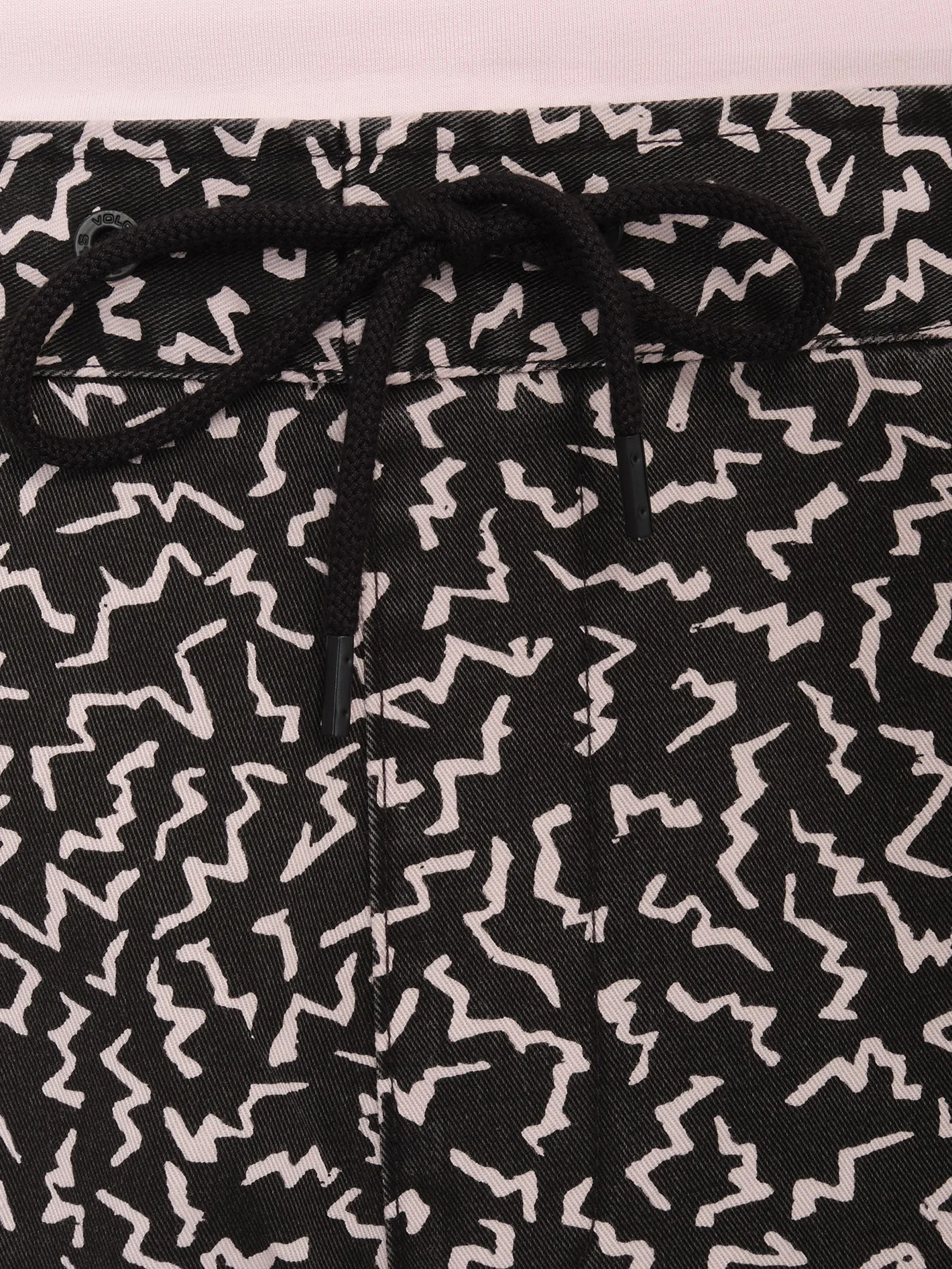 Asphalt Beach 18" Short - BLACK - Image 4