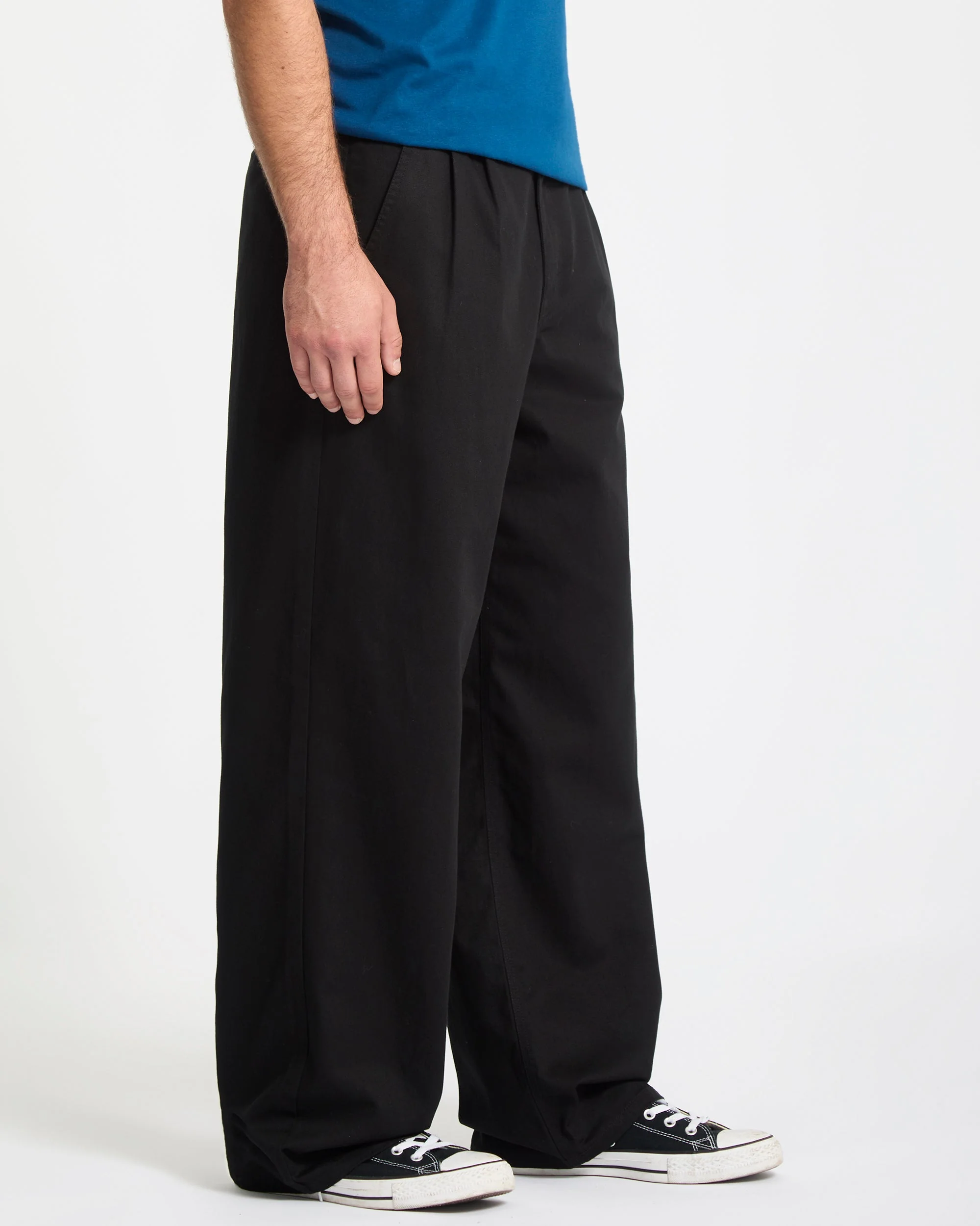 Baggos Pleat Trousers - Black - Image 8