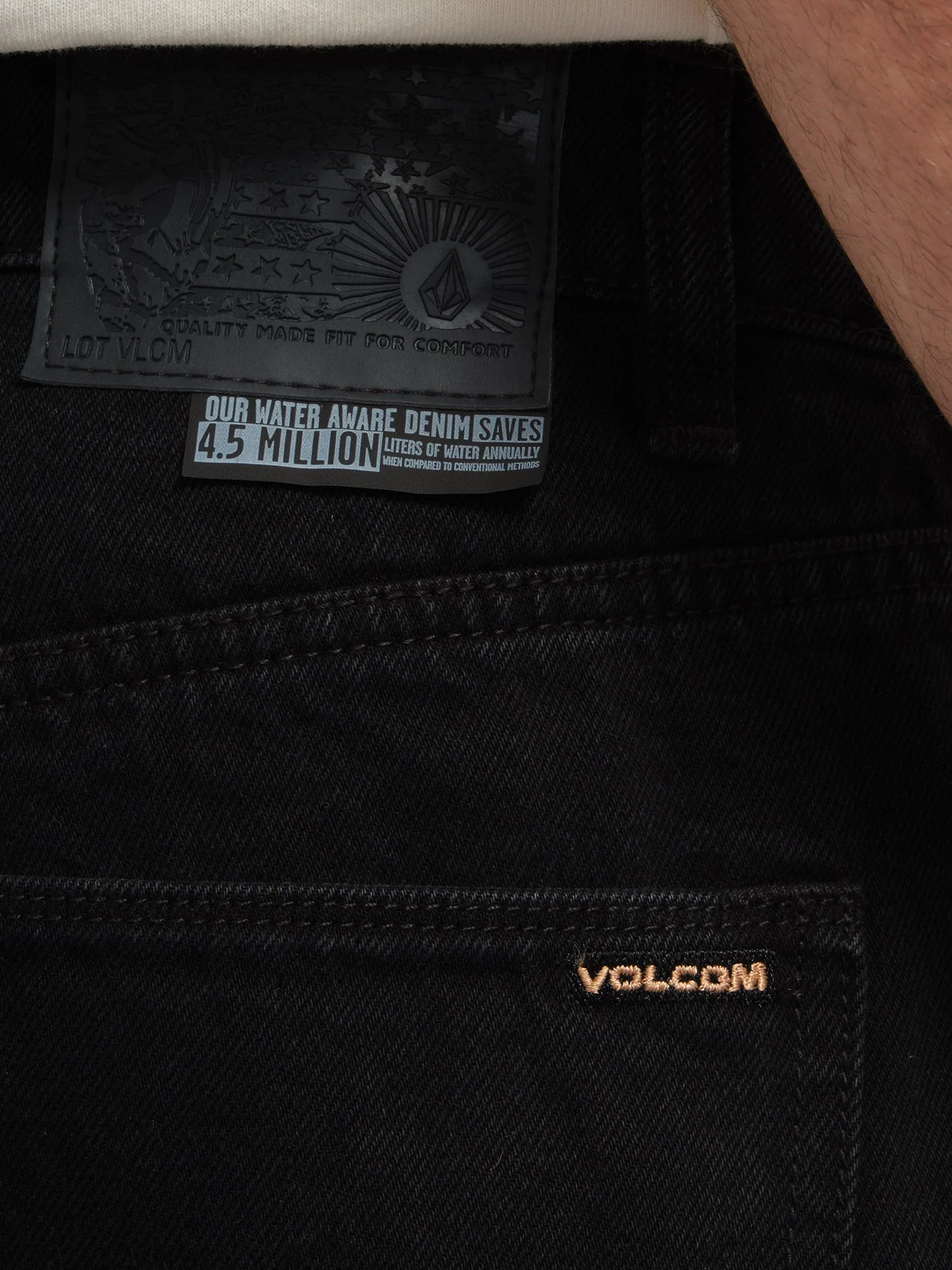 Billow Tapered Jeans - BLACK - Image 4