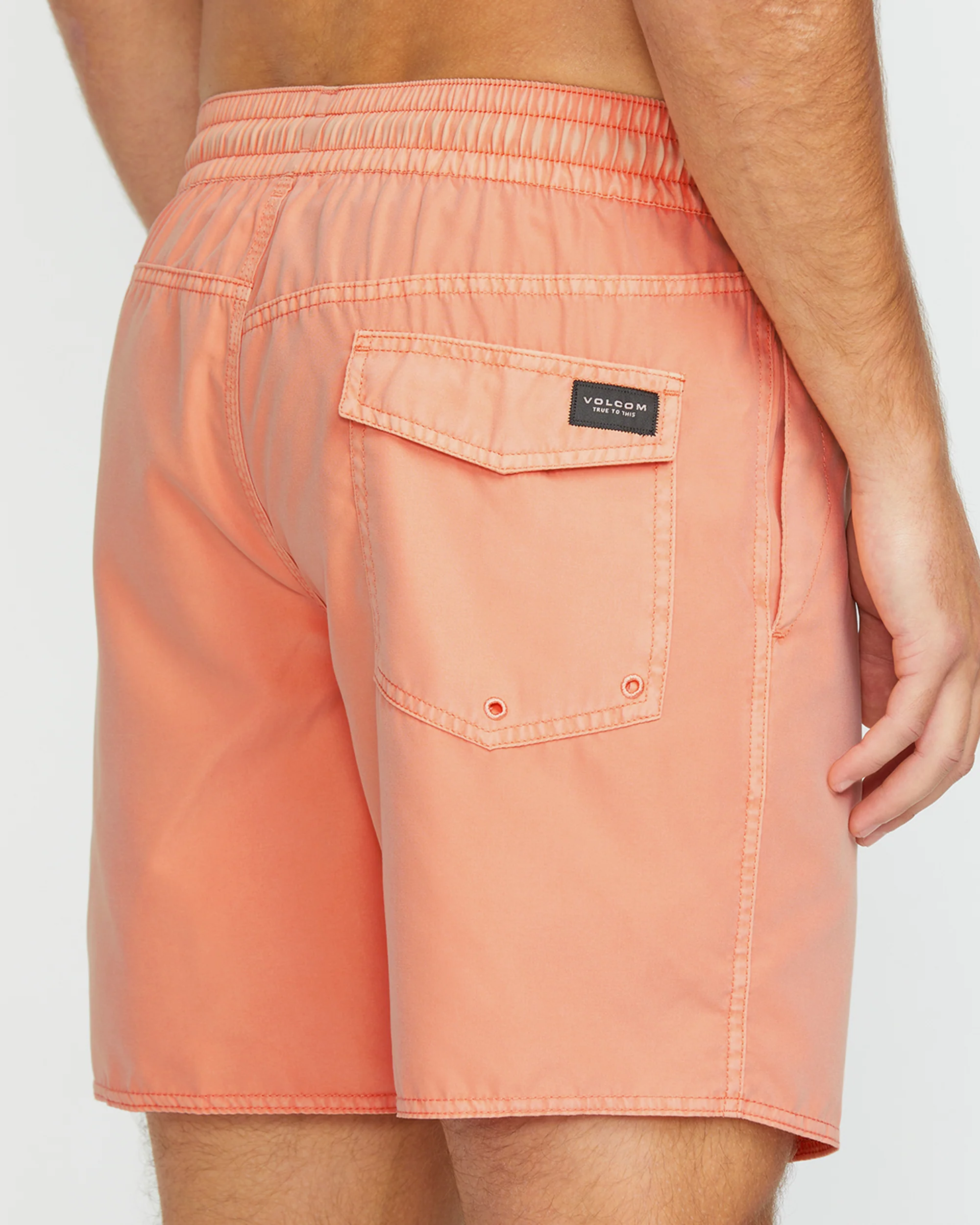Center Trunk 17" Boardshort - PALE PEACH - Image 4