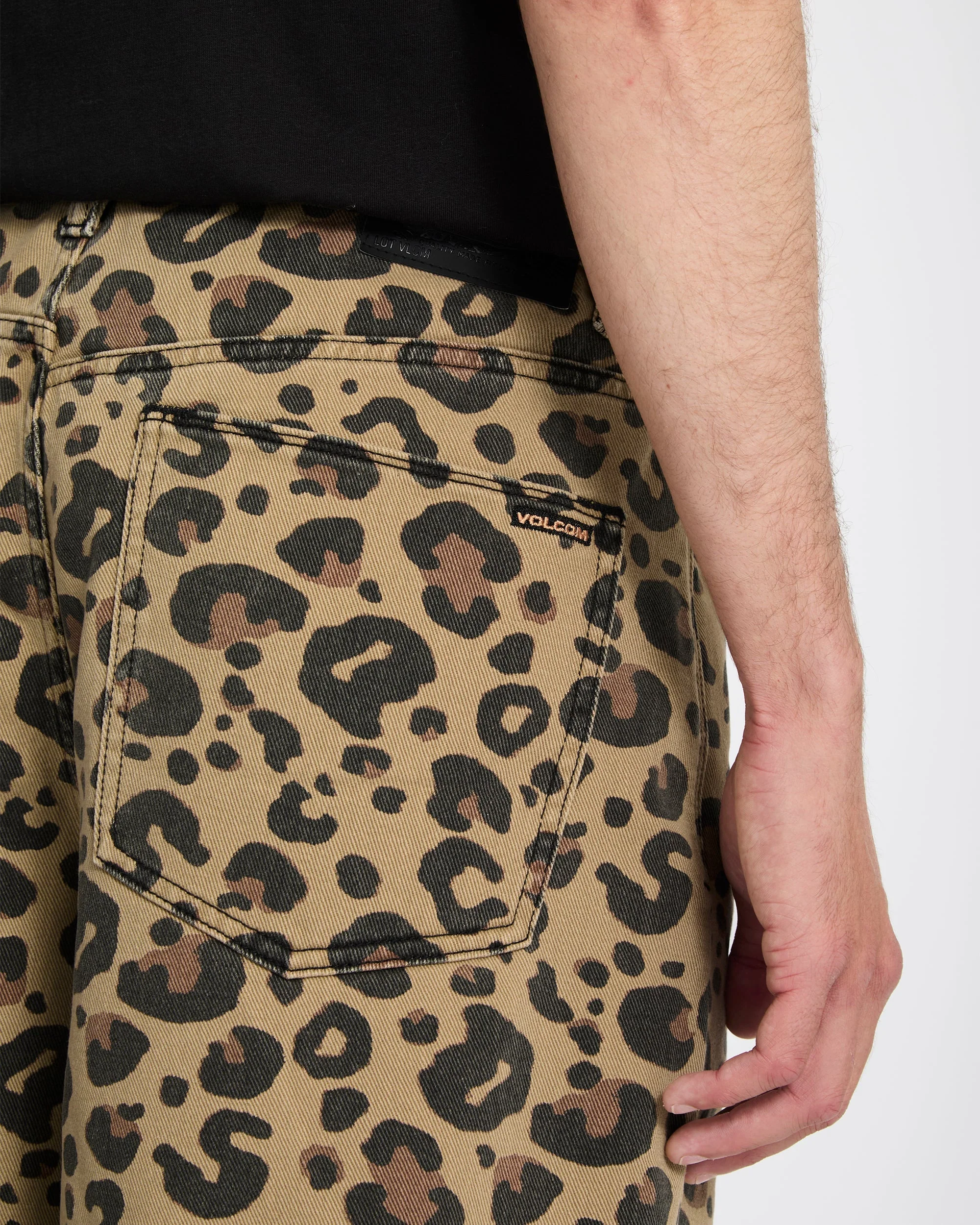 Chillow 24" Denim Short - Cheetah - Image 7