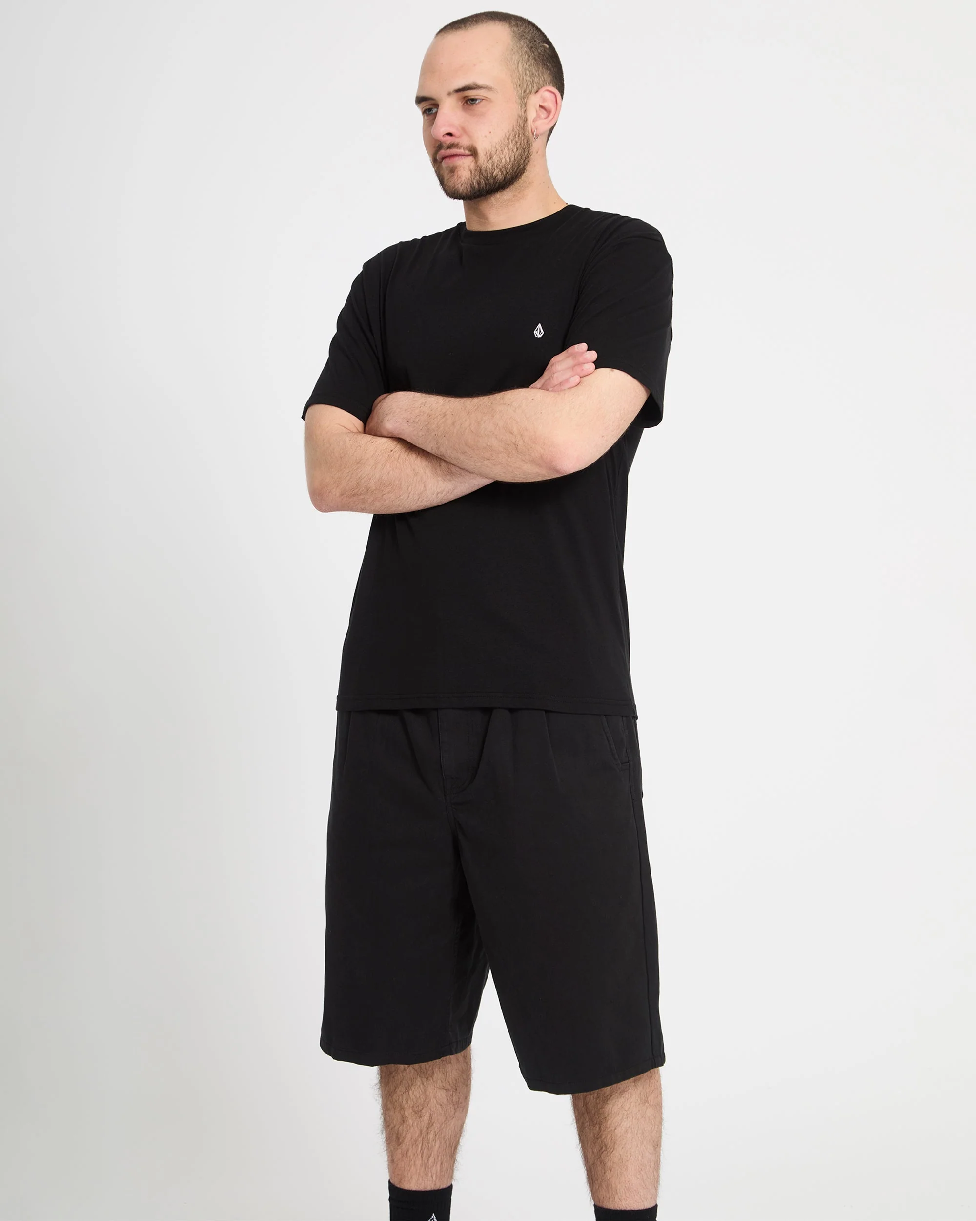 Chillow Pleat 24" Elasticated Waist Chino Short - Black - Image 6