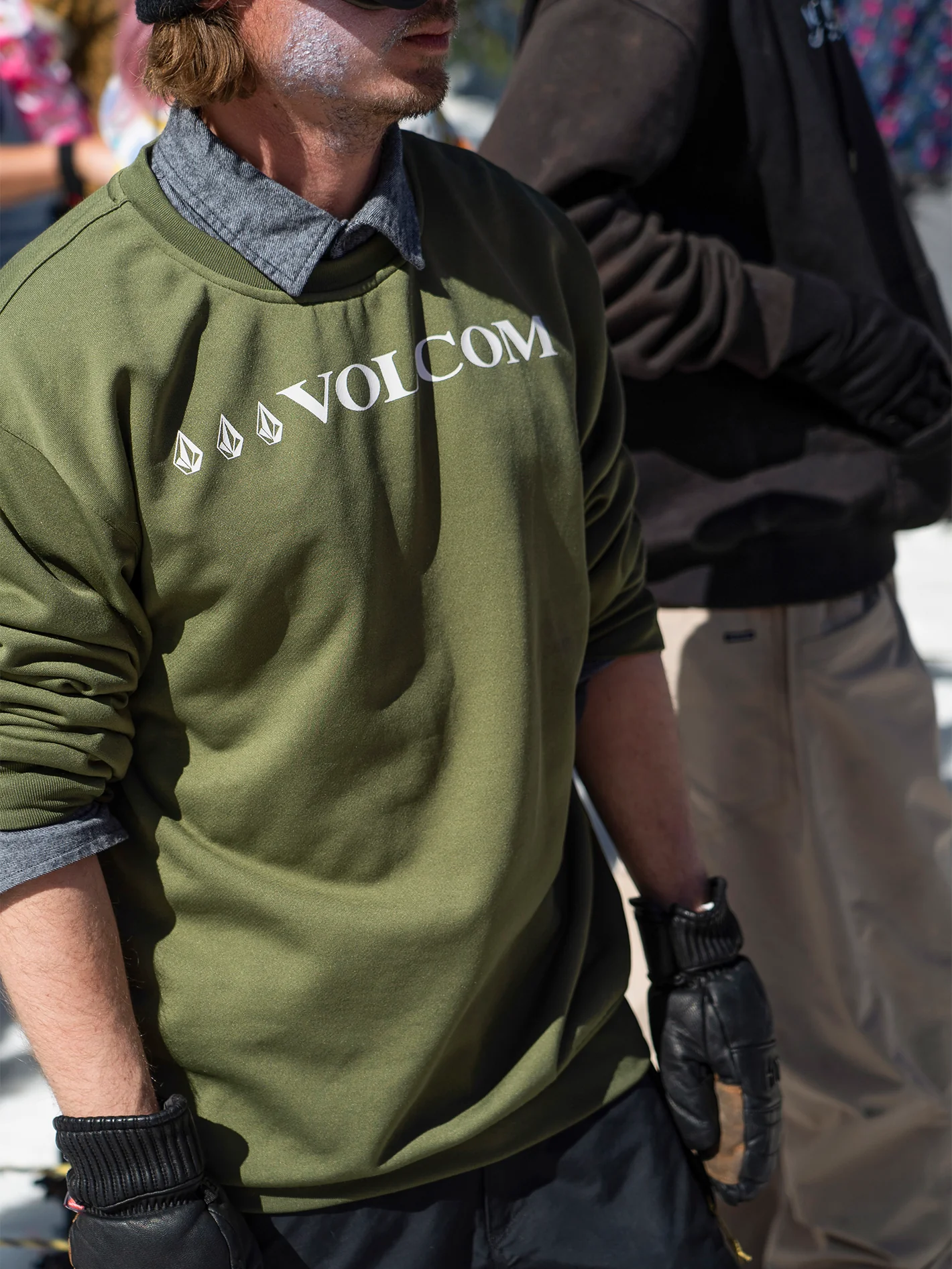 Core Hydro Crew Sweatshirt - MILITARY - Image 3
