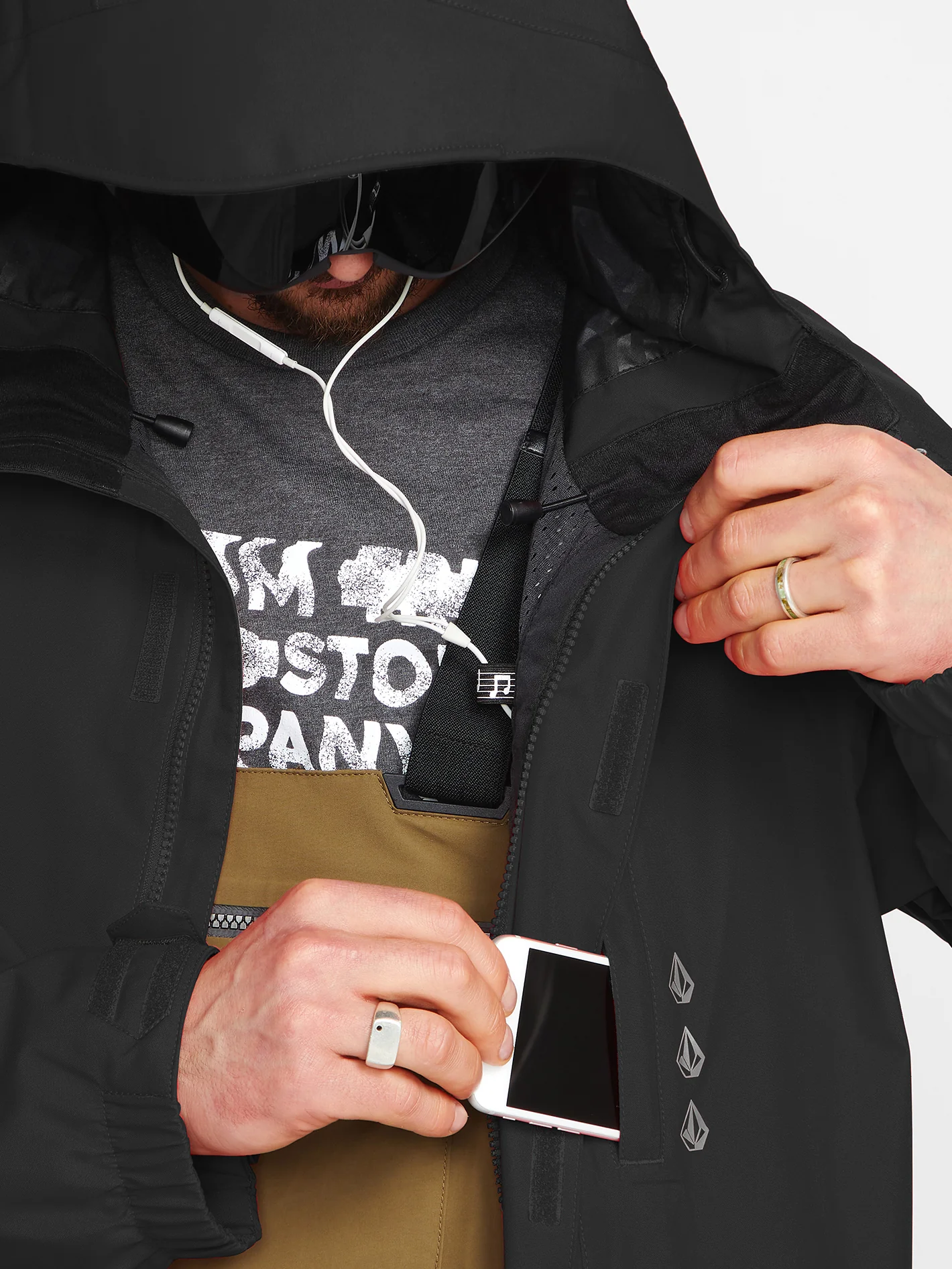 Dua Insulated Gore-Tex Jacket - Black - Image 11