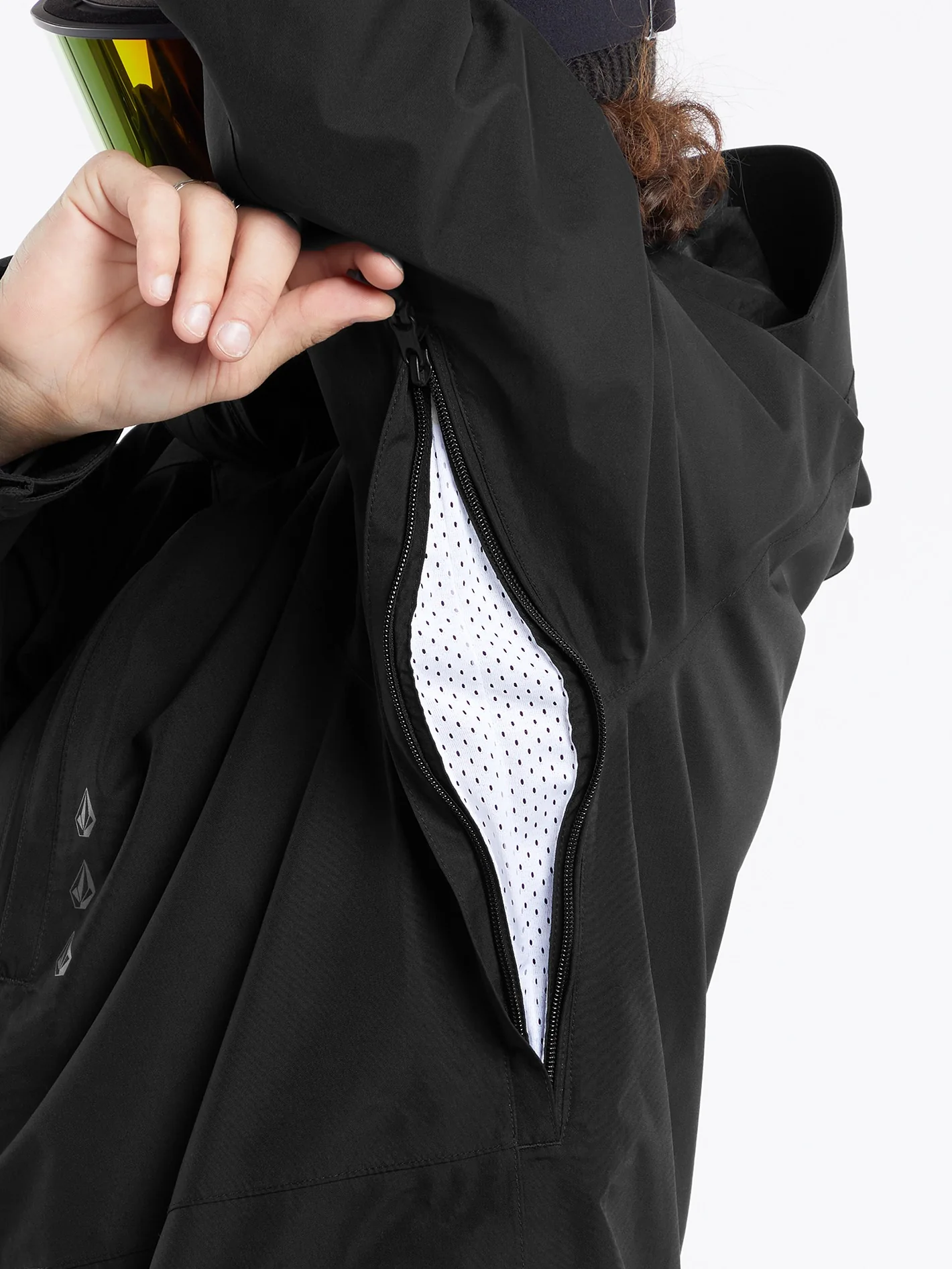Dua Insulated Gore-Tex Jacket - BLACK - Image 4