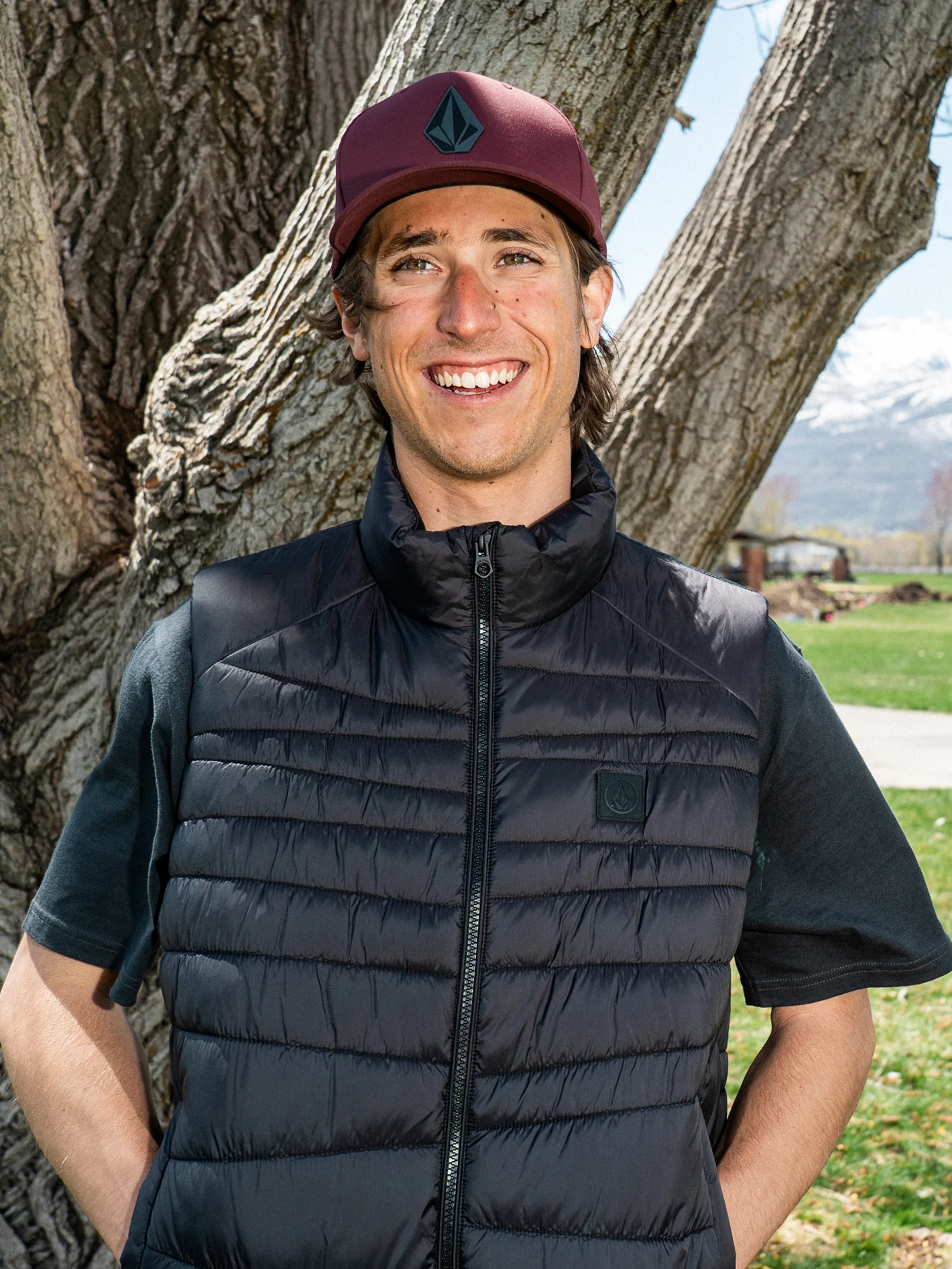 Earth Tripper Puff Vest - BLACK - Image 4
