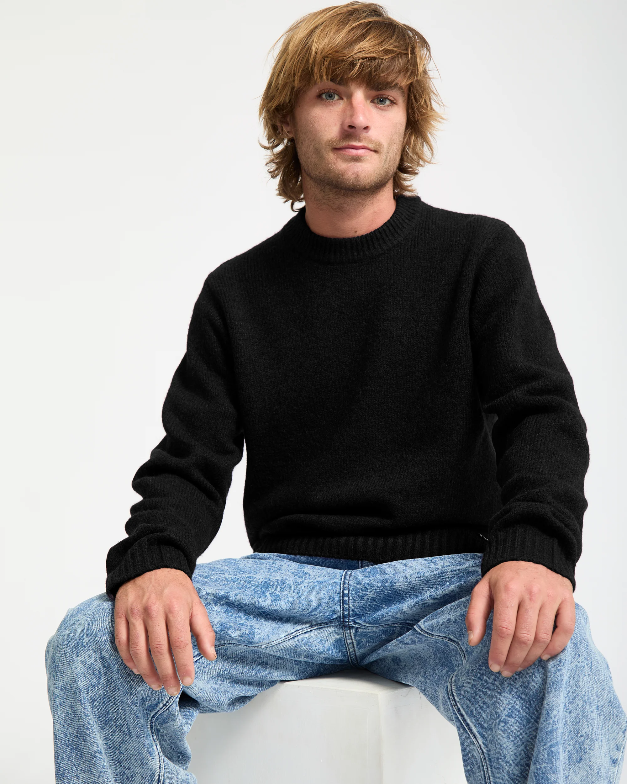 Edmonder Sweater - Black - Image 4