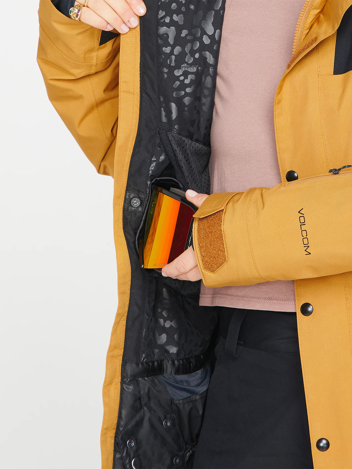 Ell Insulated Gore-Tex Jacket - Caramel - Image 10