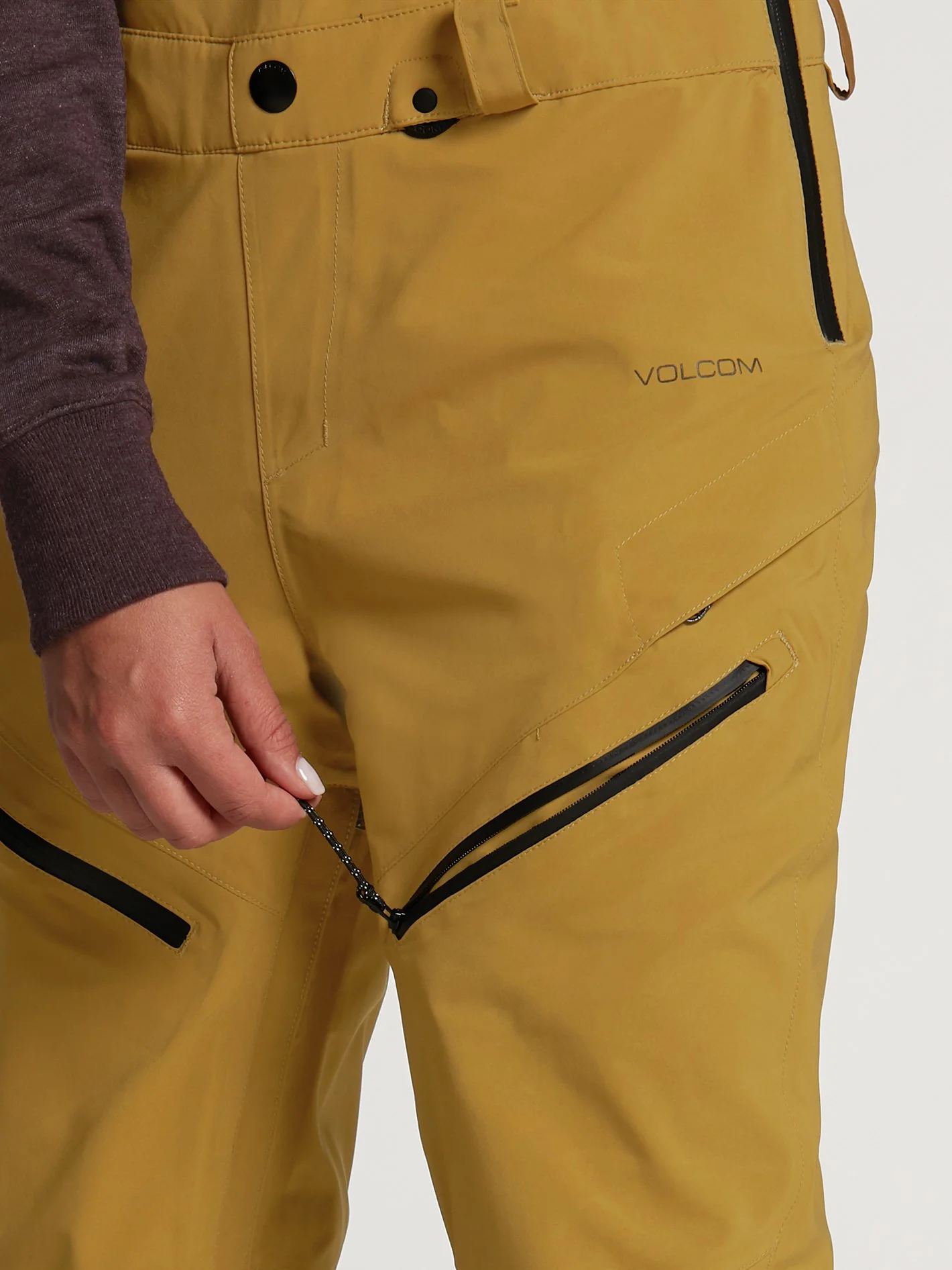 Elm GORE-TEX Bib Overall - Leopard - Image 9
