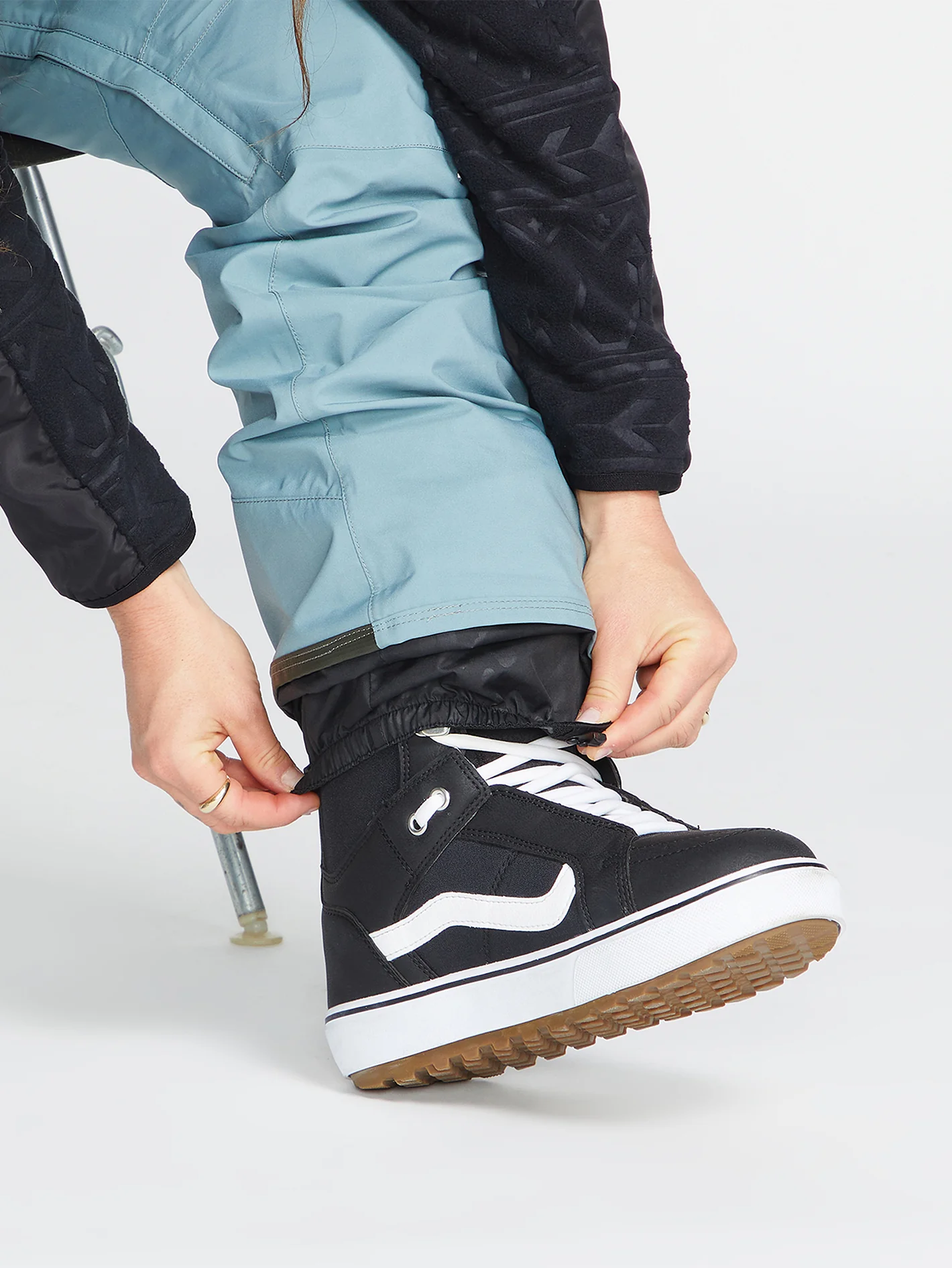 Elm Stretch Gore-Tex Bib Overall - Green Ash - Image 7