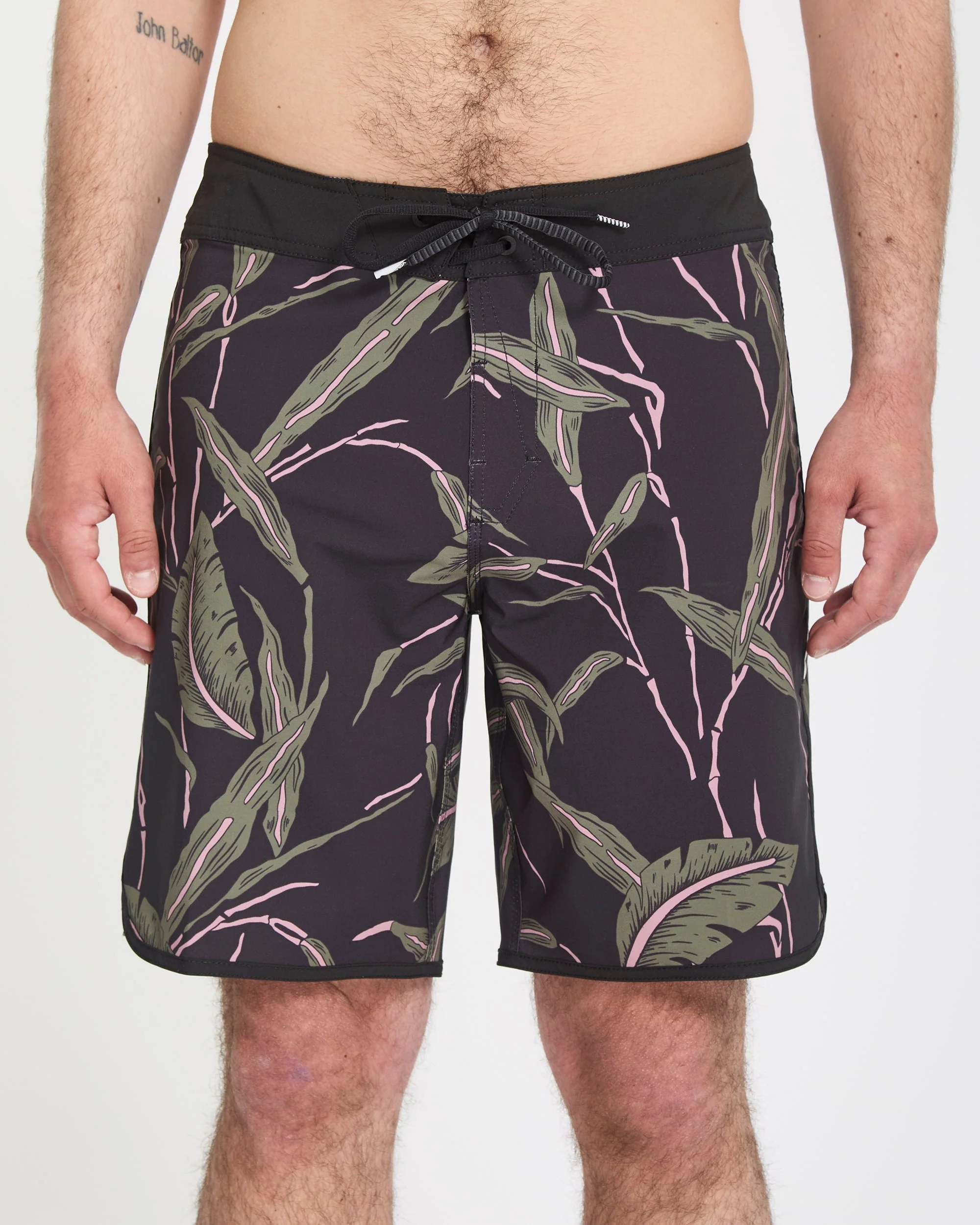 Encounter Scallop Mod 19" Boardshort - Black - Image 5