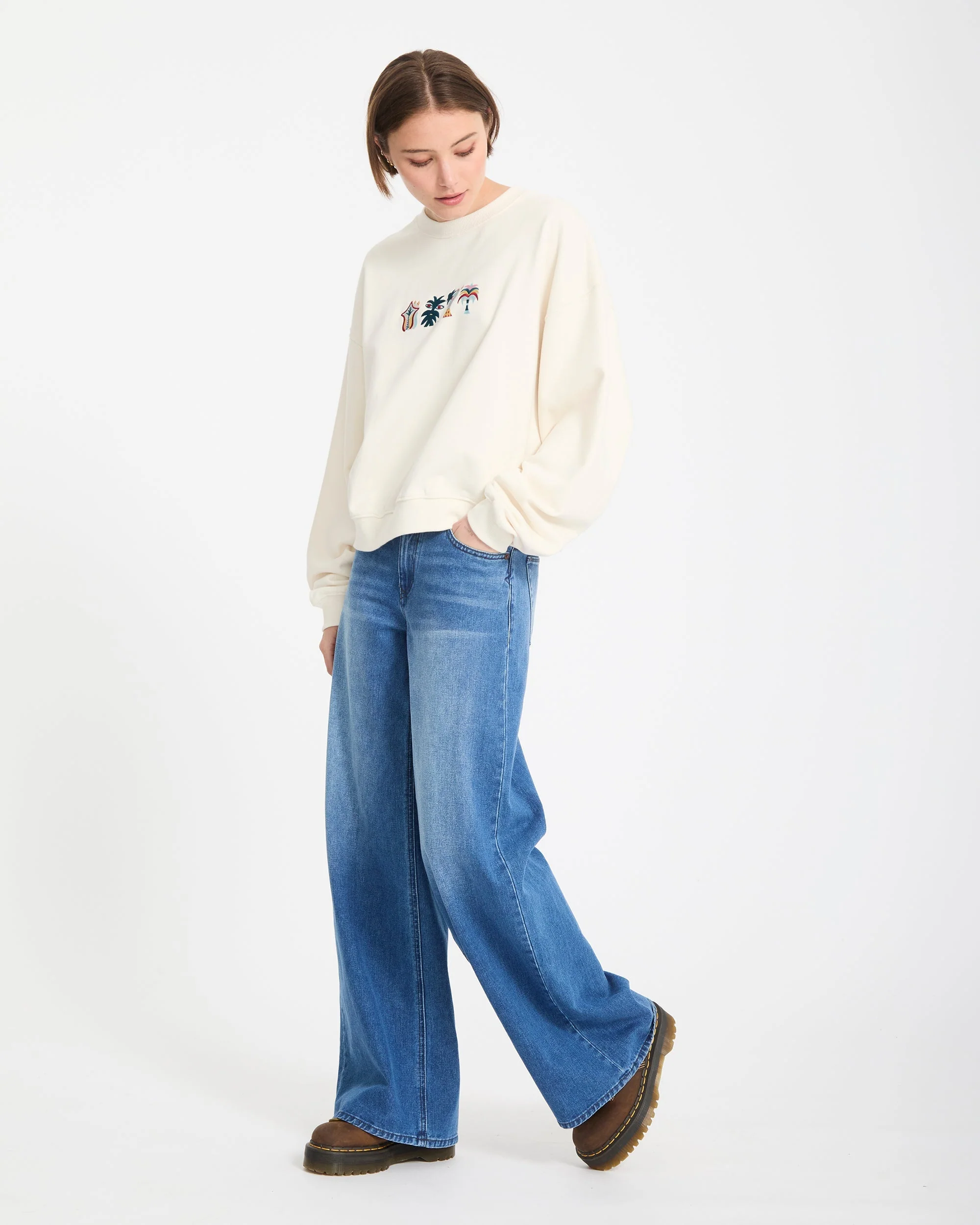 Bruno Lucas Sweatshirt - Off White - Image 8