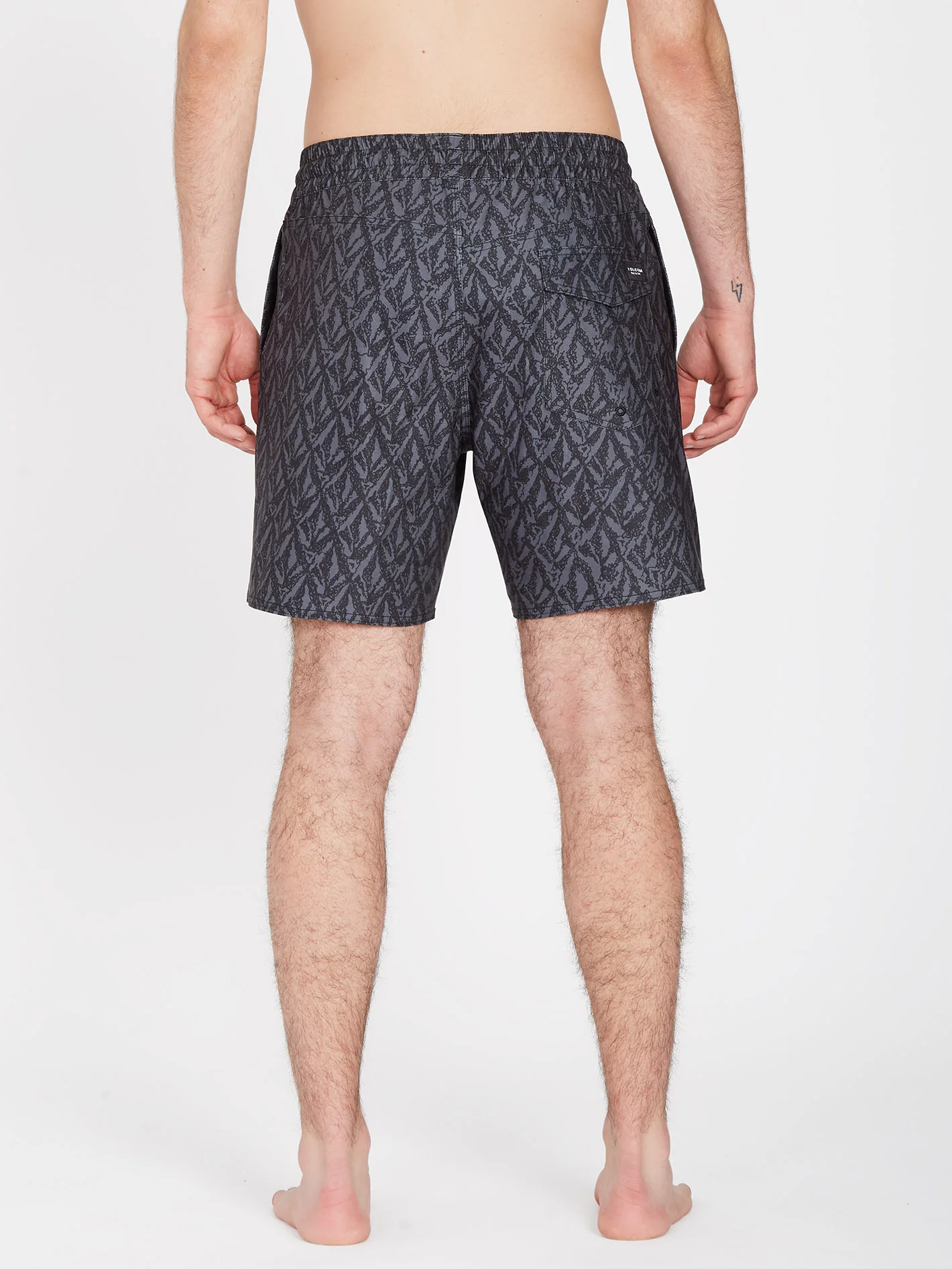 Justin Hager 17" Trunk - BLACK - Image 2