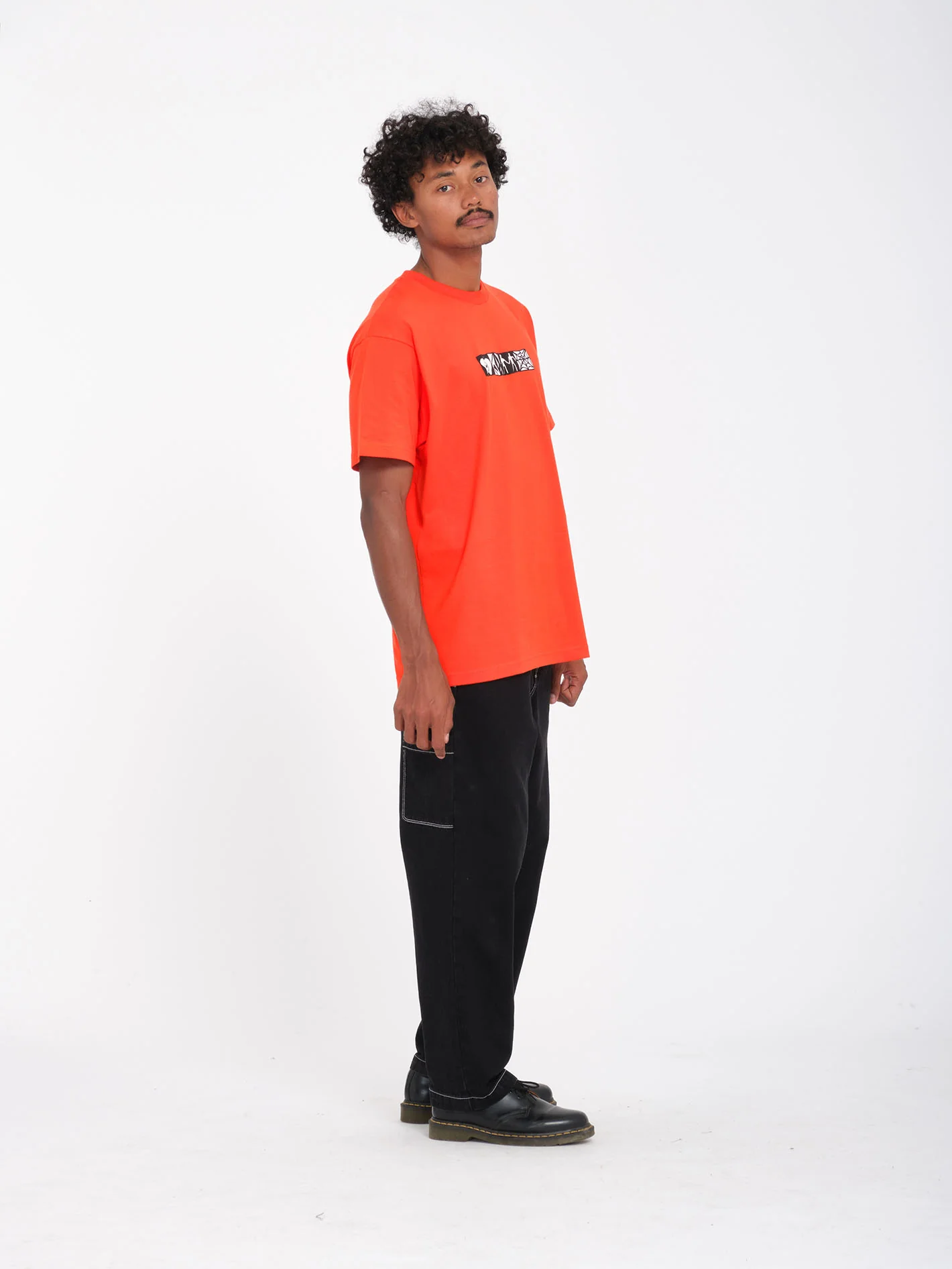 Keutchi 3 T-Shirt - Bright Red - Image 5