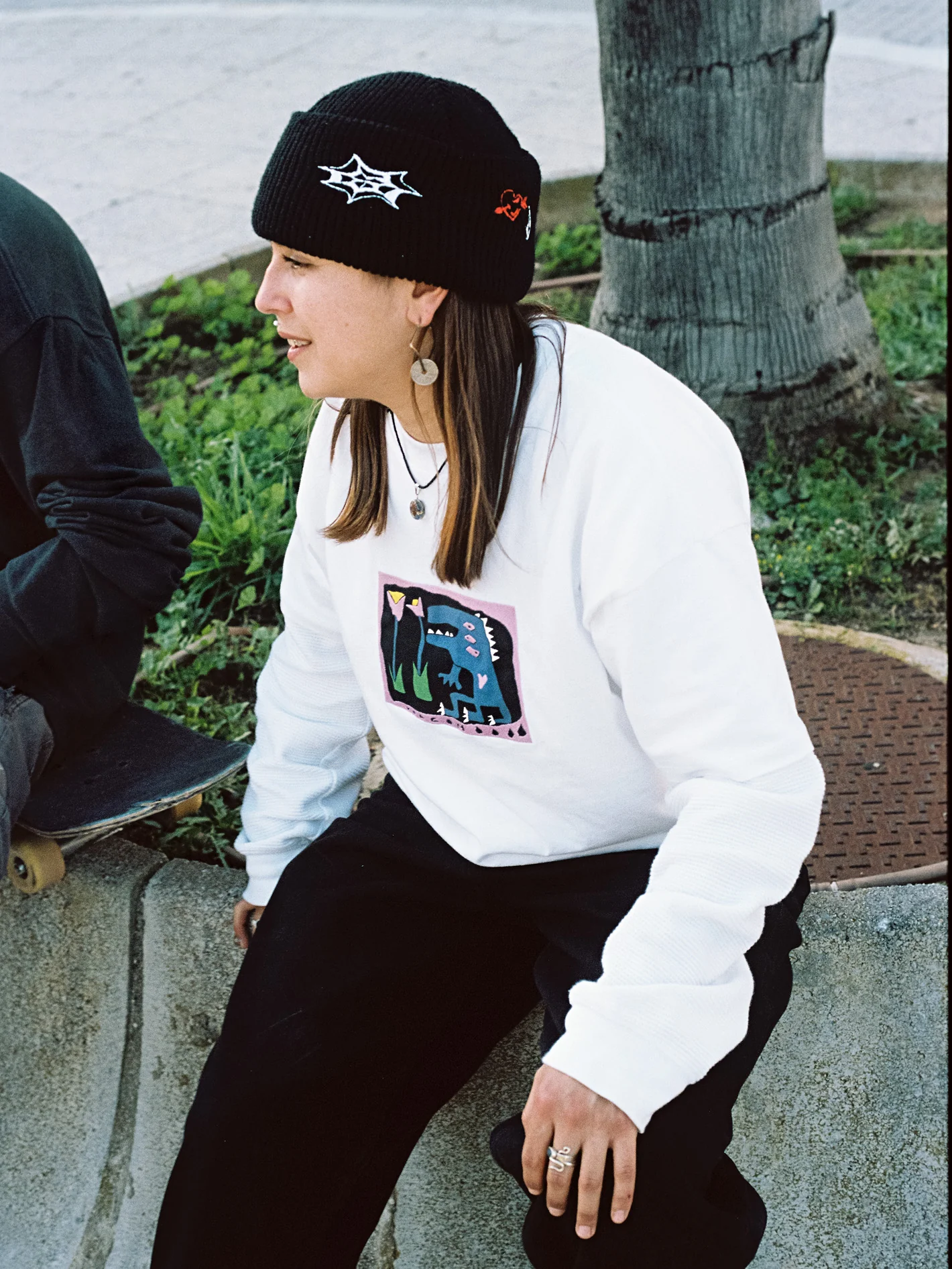 Keutchi Beanie - Black - Image 7