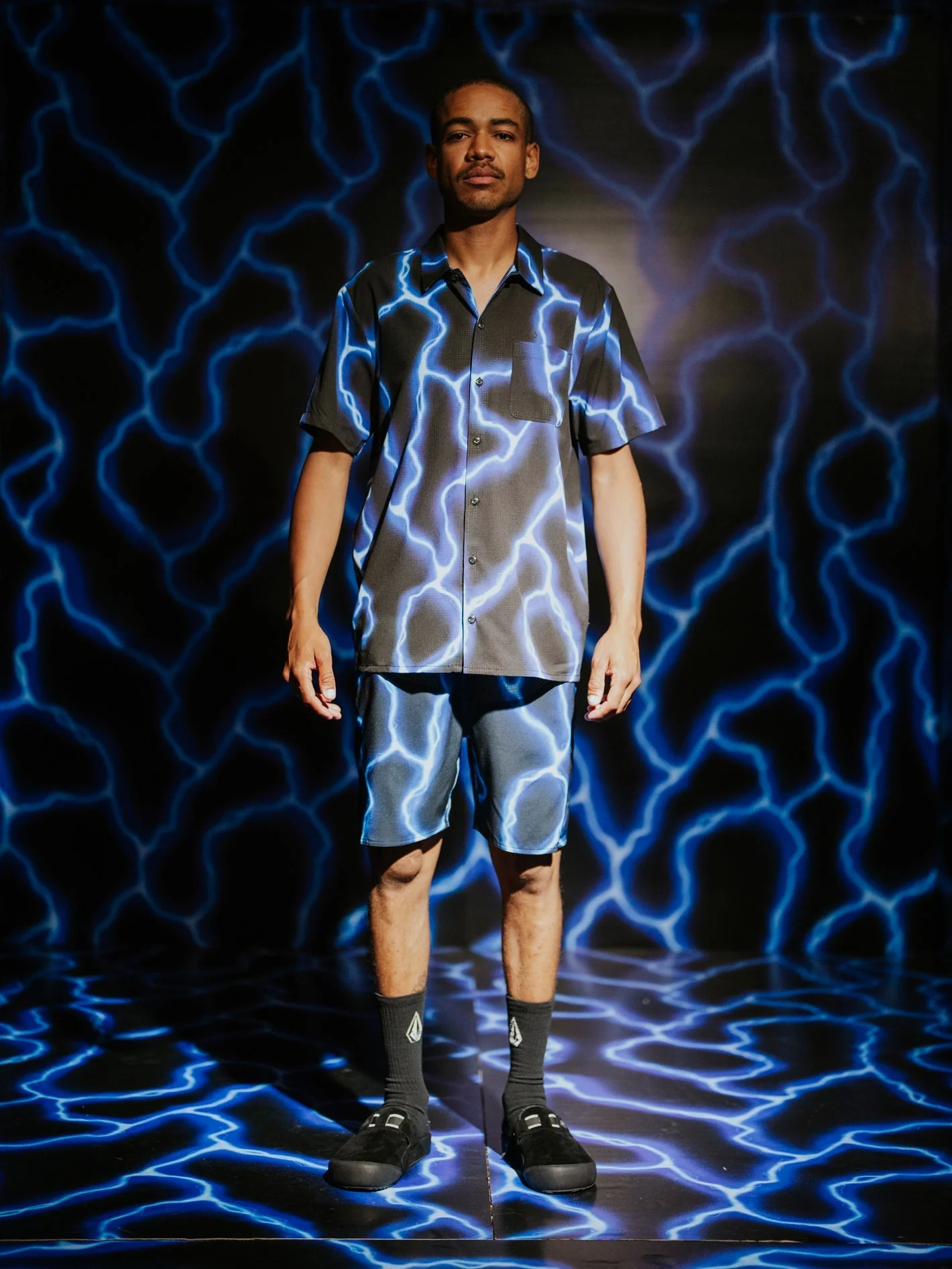 T Spinks Shirt - BLACK - Image 3