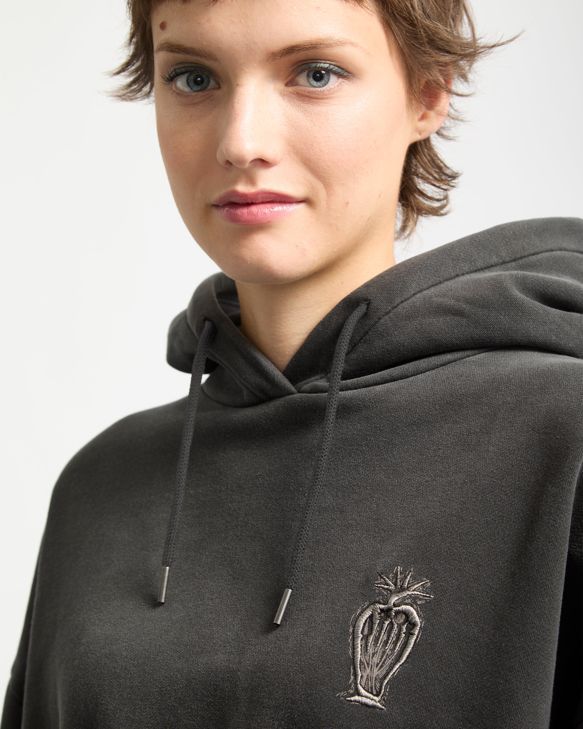 Vaderetro Hoodie - Vintage Black - Image 3