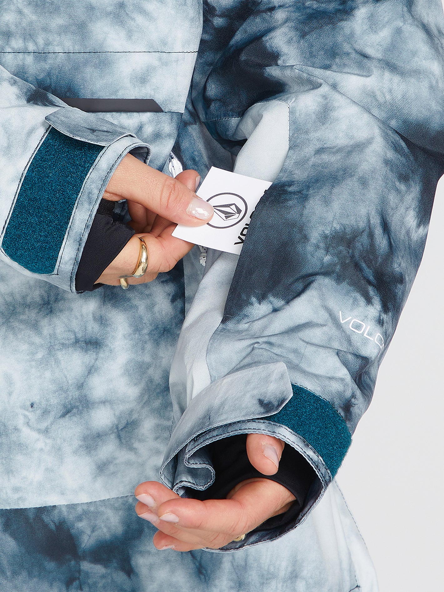 Fern Insulated Gore-Tex Pullover Jacket - Storm Tie-Dye - Image 10