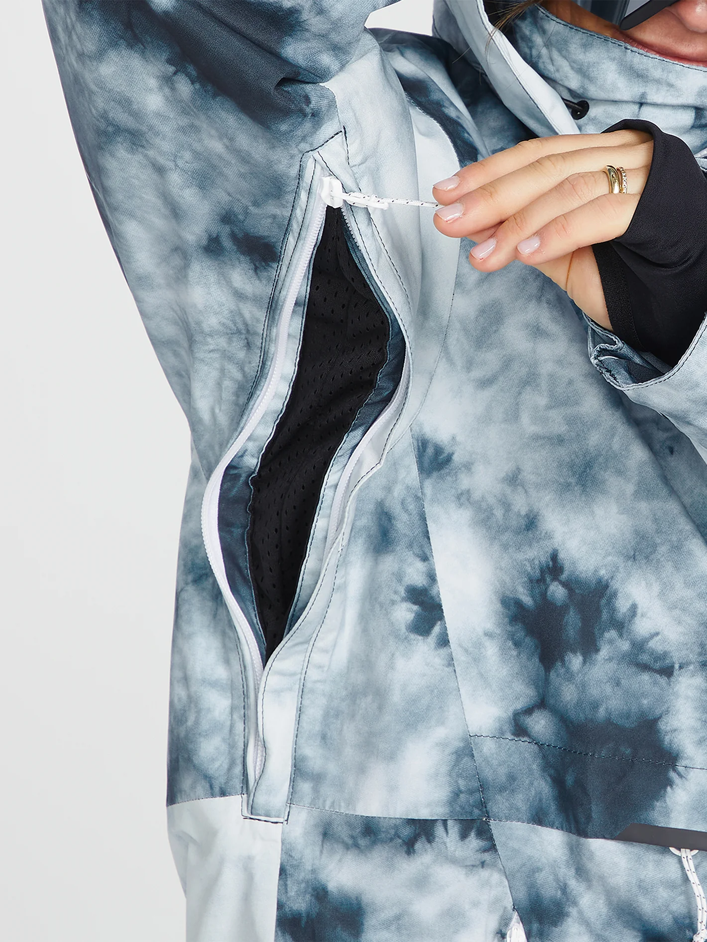 Fern Insulated Gore-Tex Pullover Jacket - Storm Tie-Dye - Image 7