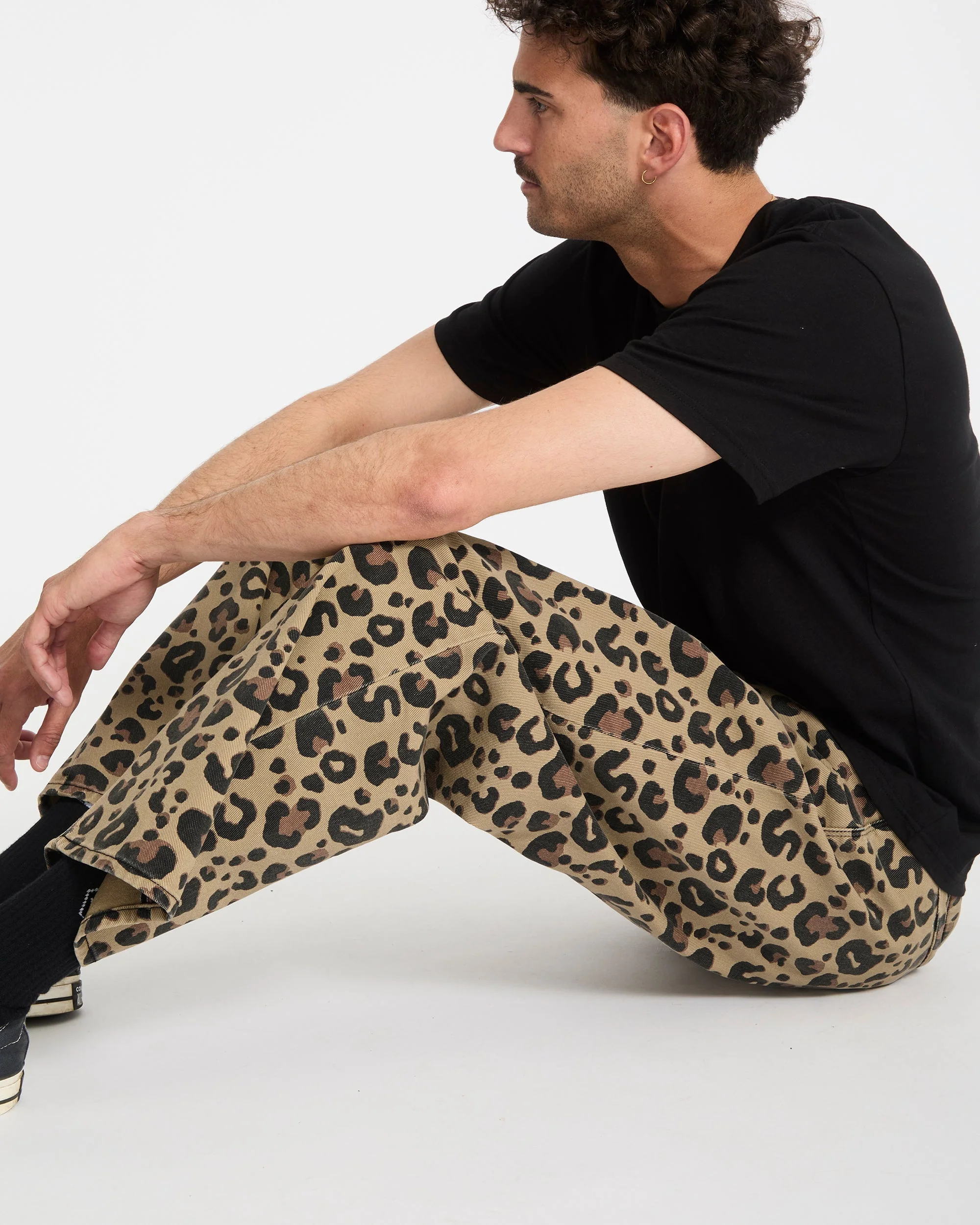 Freazy Loose Elasticated Waist Jeans - Cheetah - Image 11
