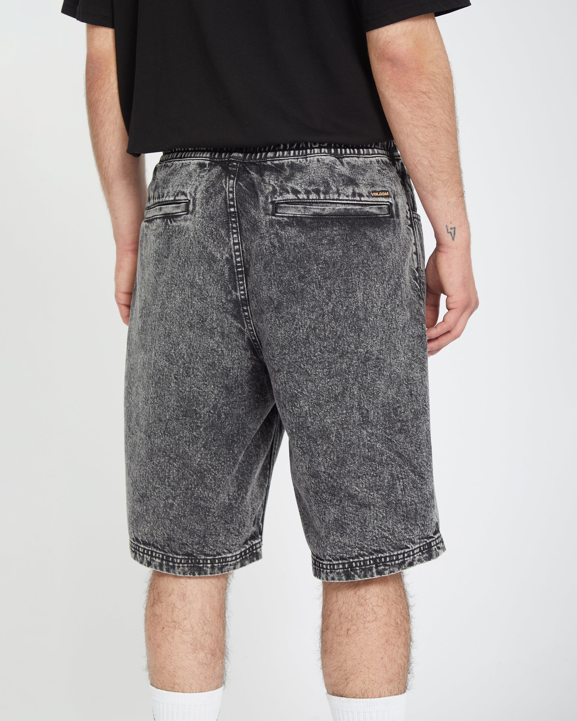Freazy Loose Elasticated Waist 22" Short - LIGHT ACID BLACK - Image 4