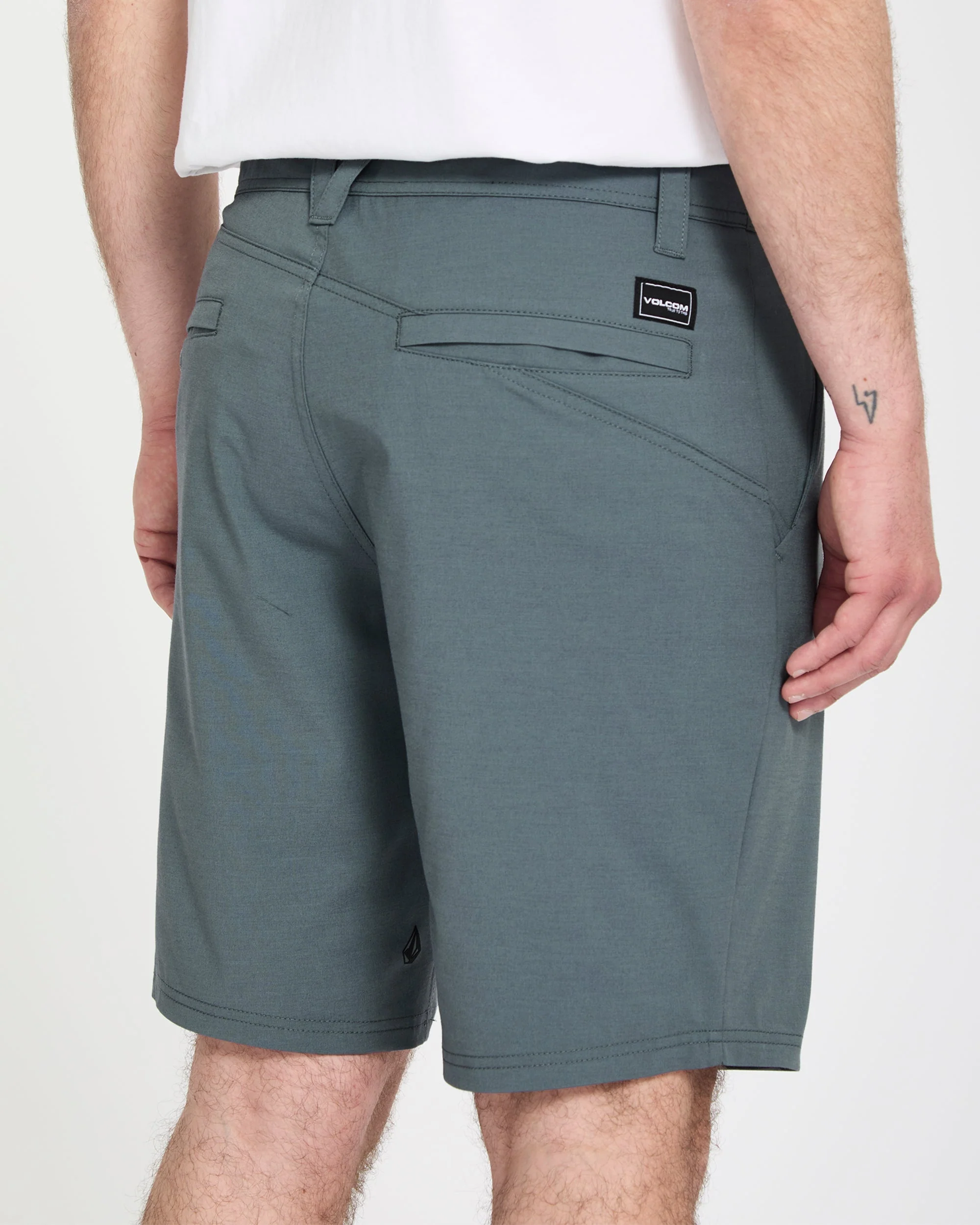 Frickin Cross Shred Static 20" Hybrid Short - Tradewinds - Image 3