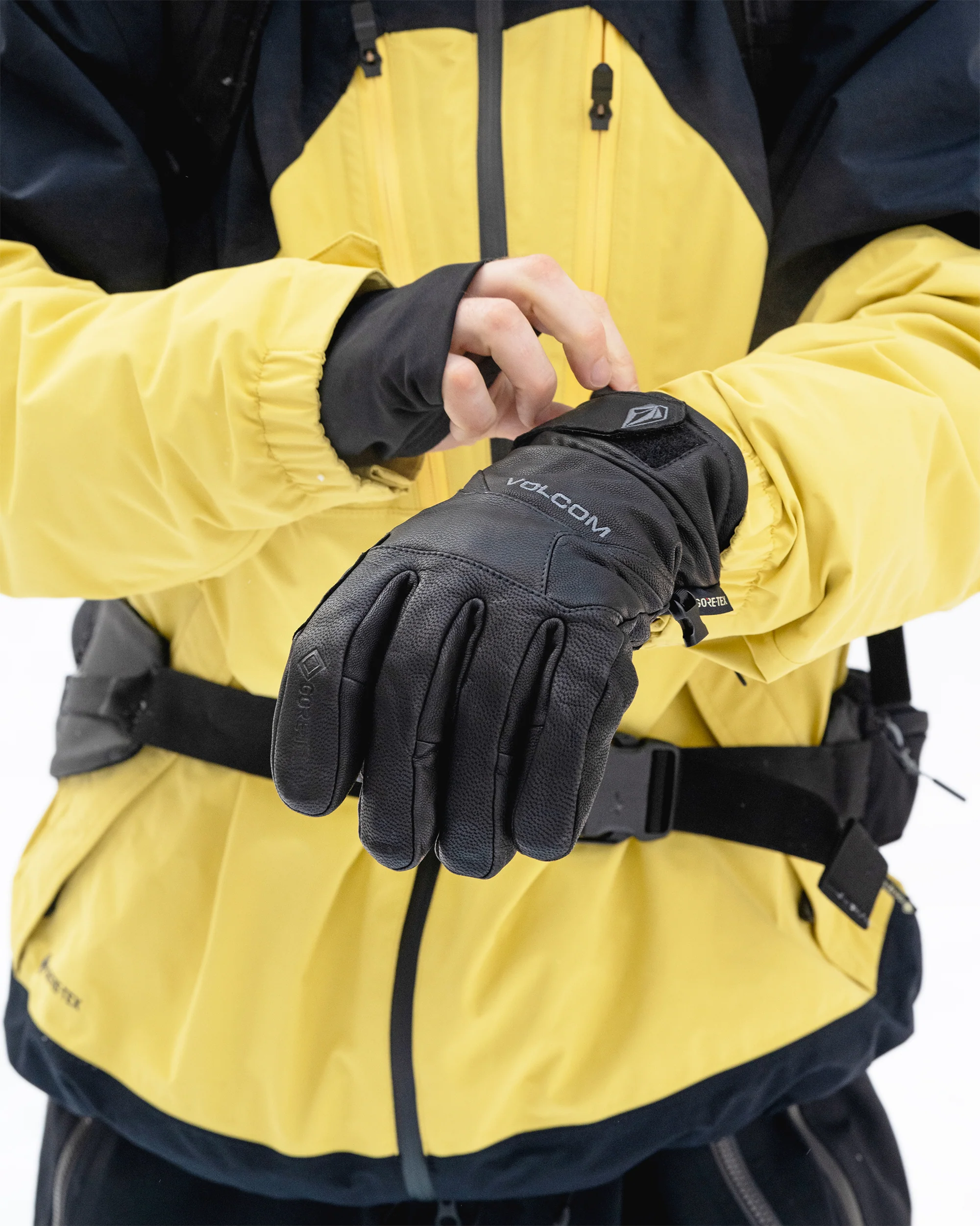 Gaaas Gore-Tex Gloves - Black - Image 3