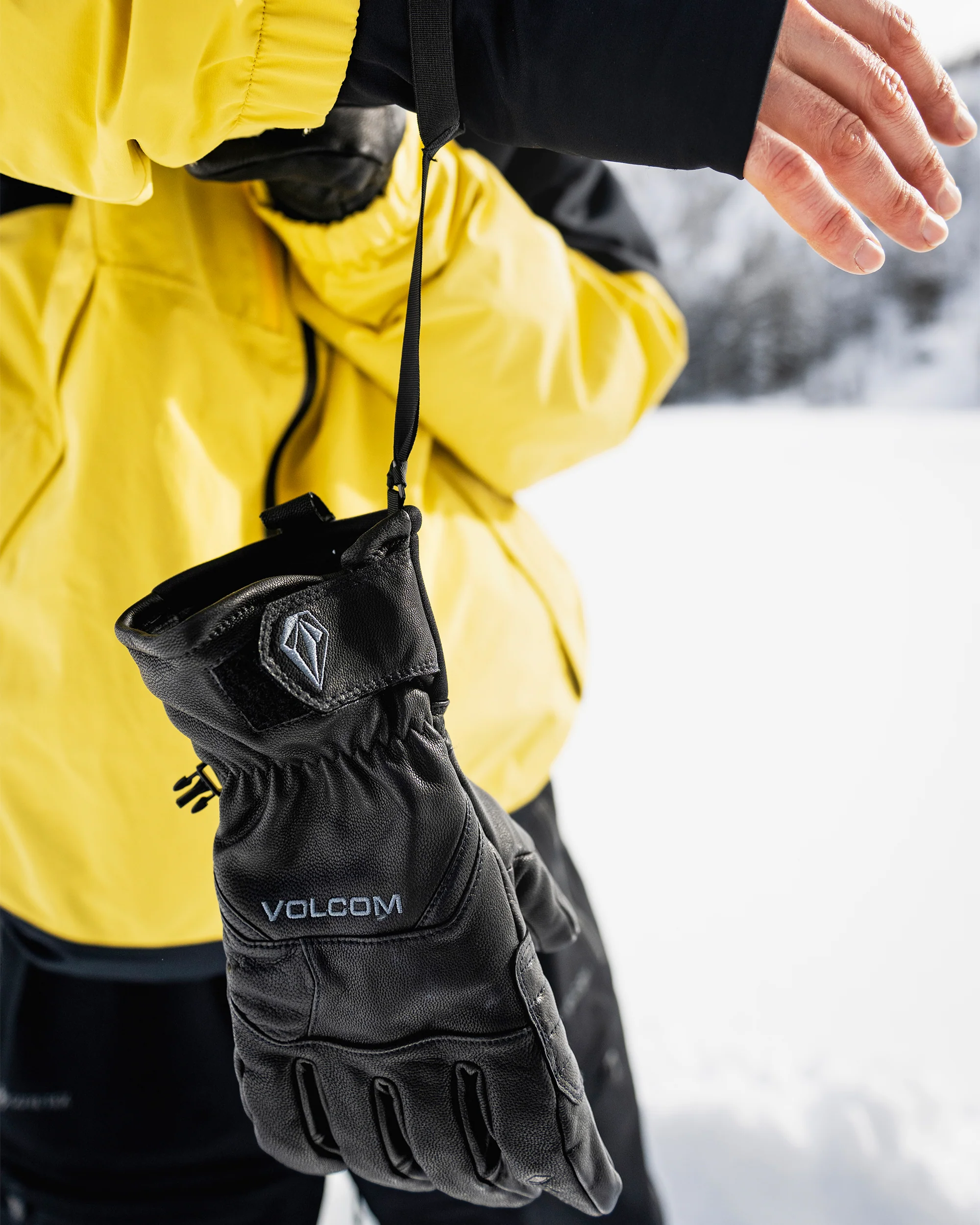 Gaaas Gore-Tex Gloves - Black - Image 4