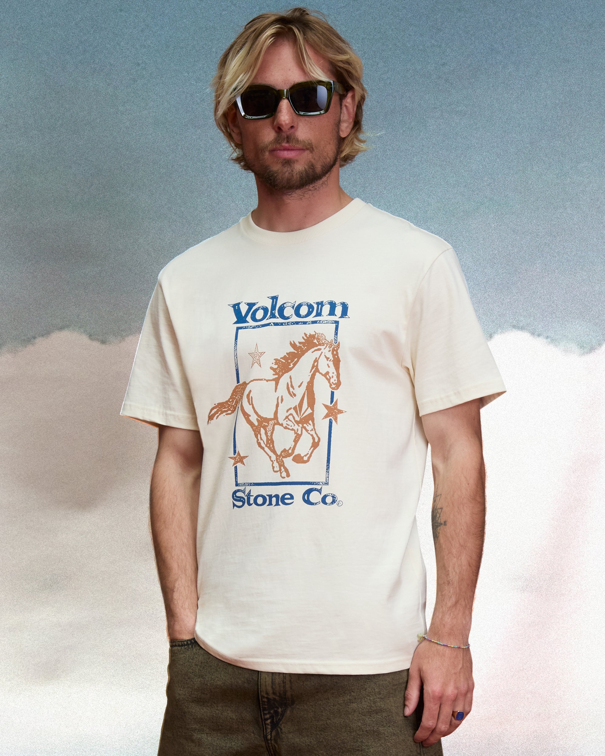 Giddyup T-Shirt - Dirty White