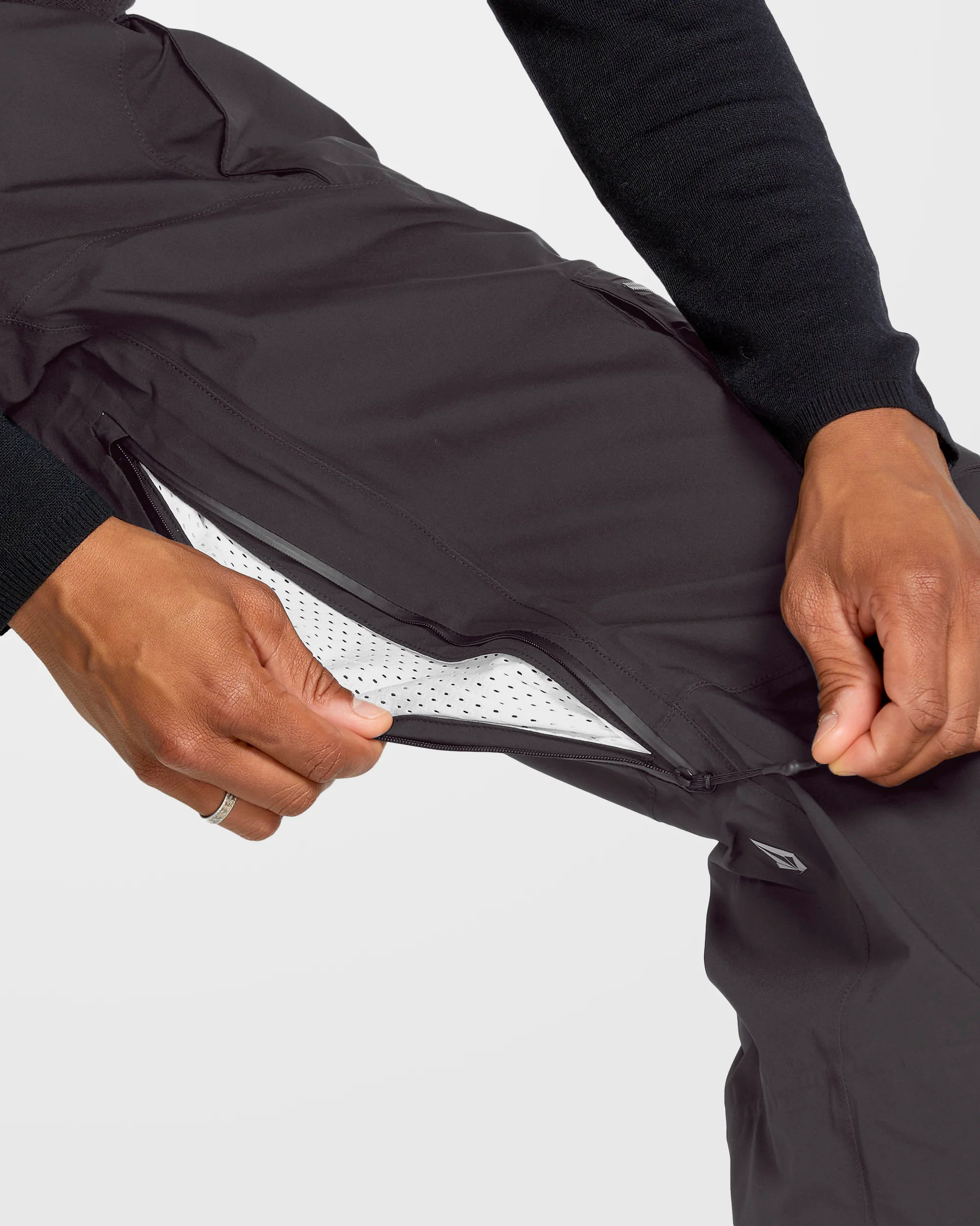 Guch Stretch Gore-Tex Trousers - Black - Image 8
