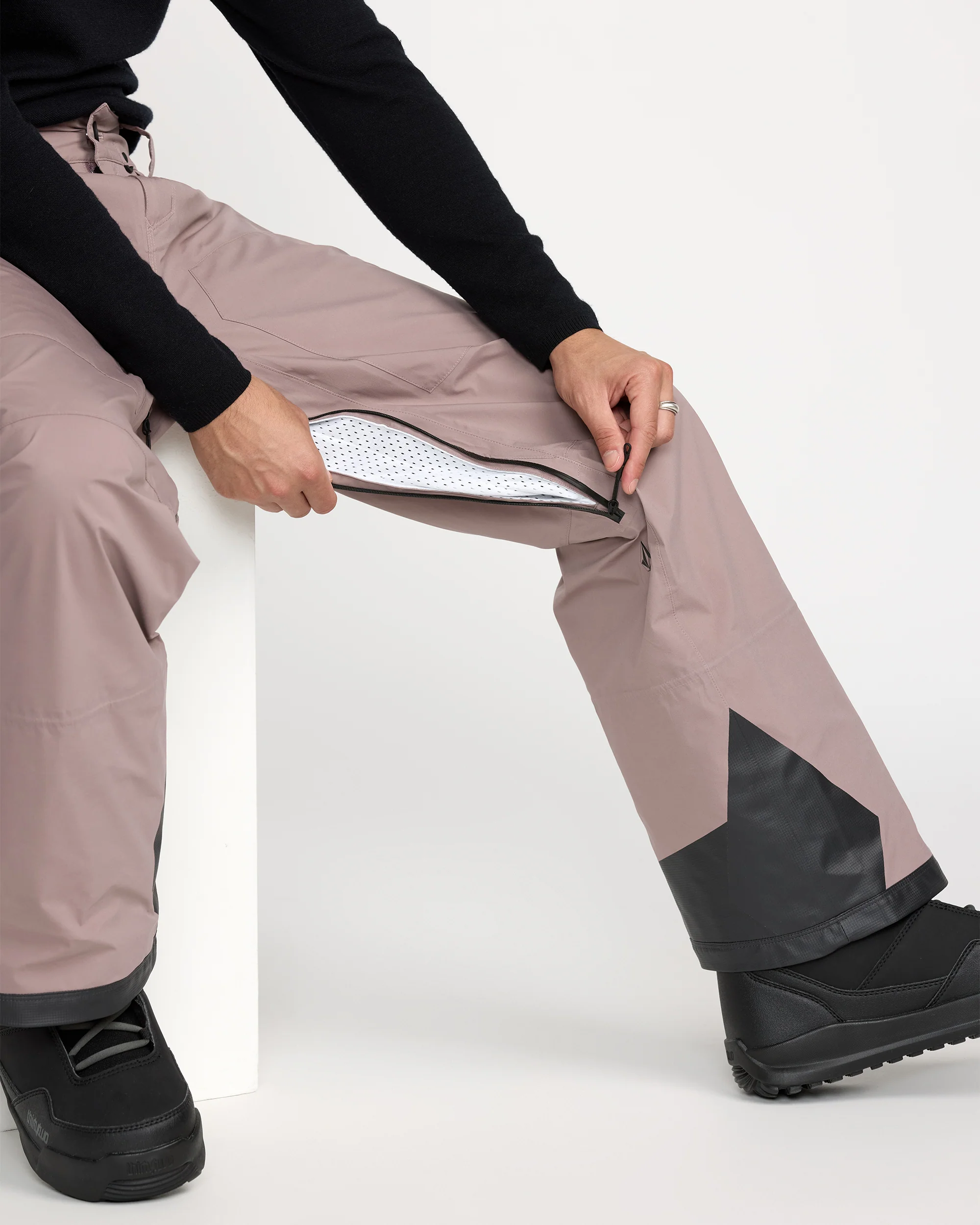 Guch Stretch Gore-tex Trousers - Mauve - Image 7