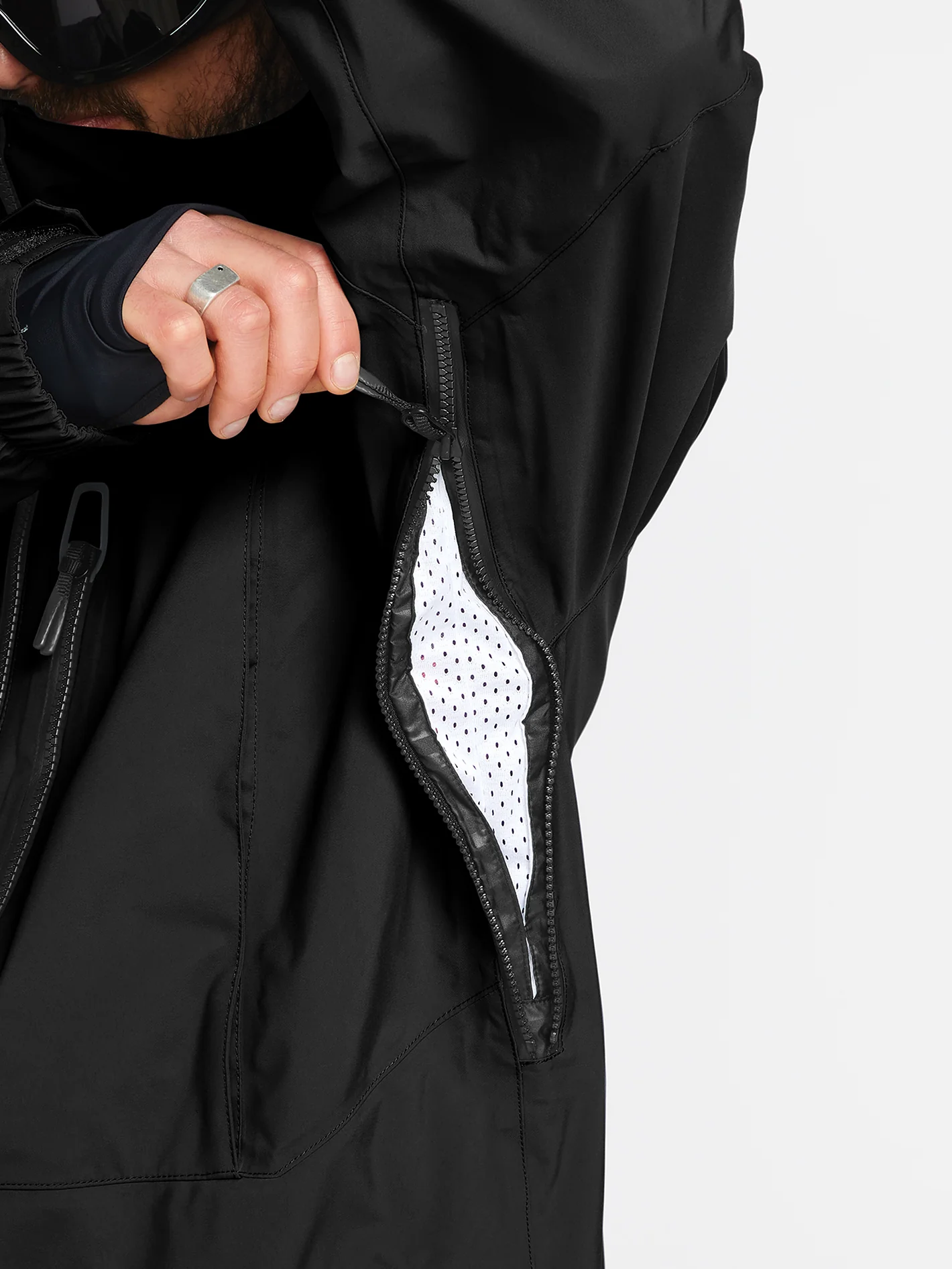 Guide Gore-Tex Jacket - Black - Image 10
