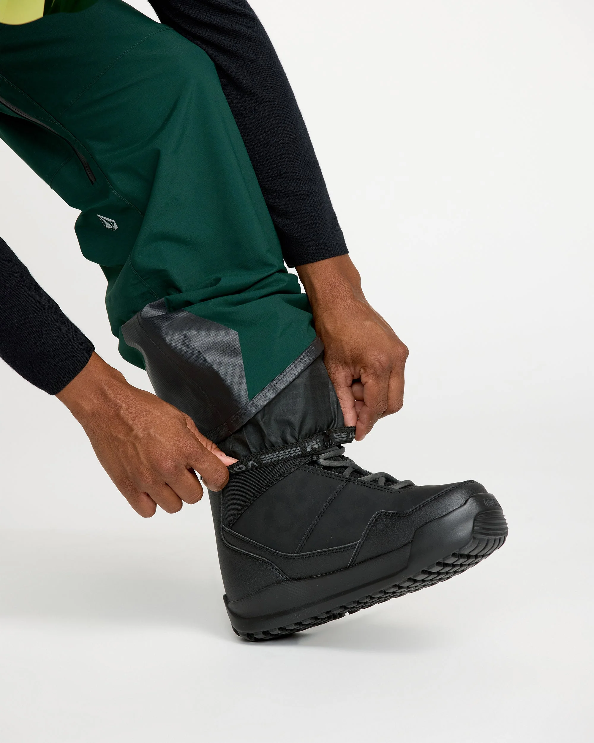 Guide Gore-Tex Pro Shell Trousers - Black Green - Image 8