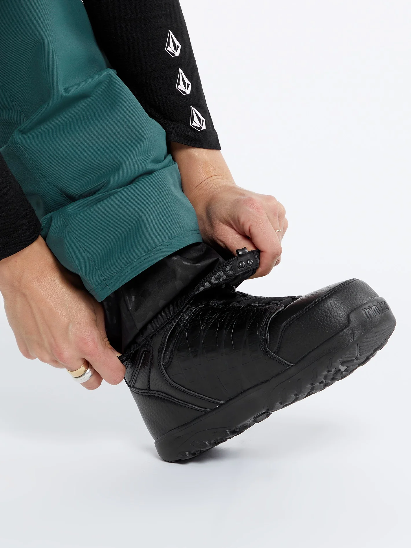 Hallen Trousers - BALSAM - Image 4