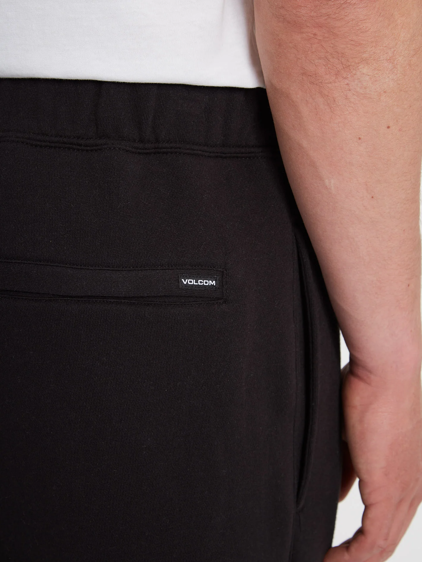 Iconic Stone Fleece Short - BLACK - Image 4