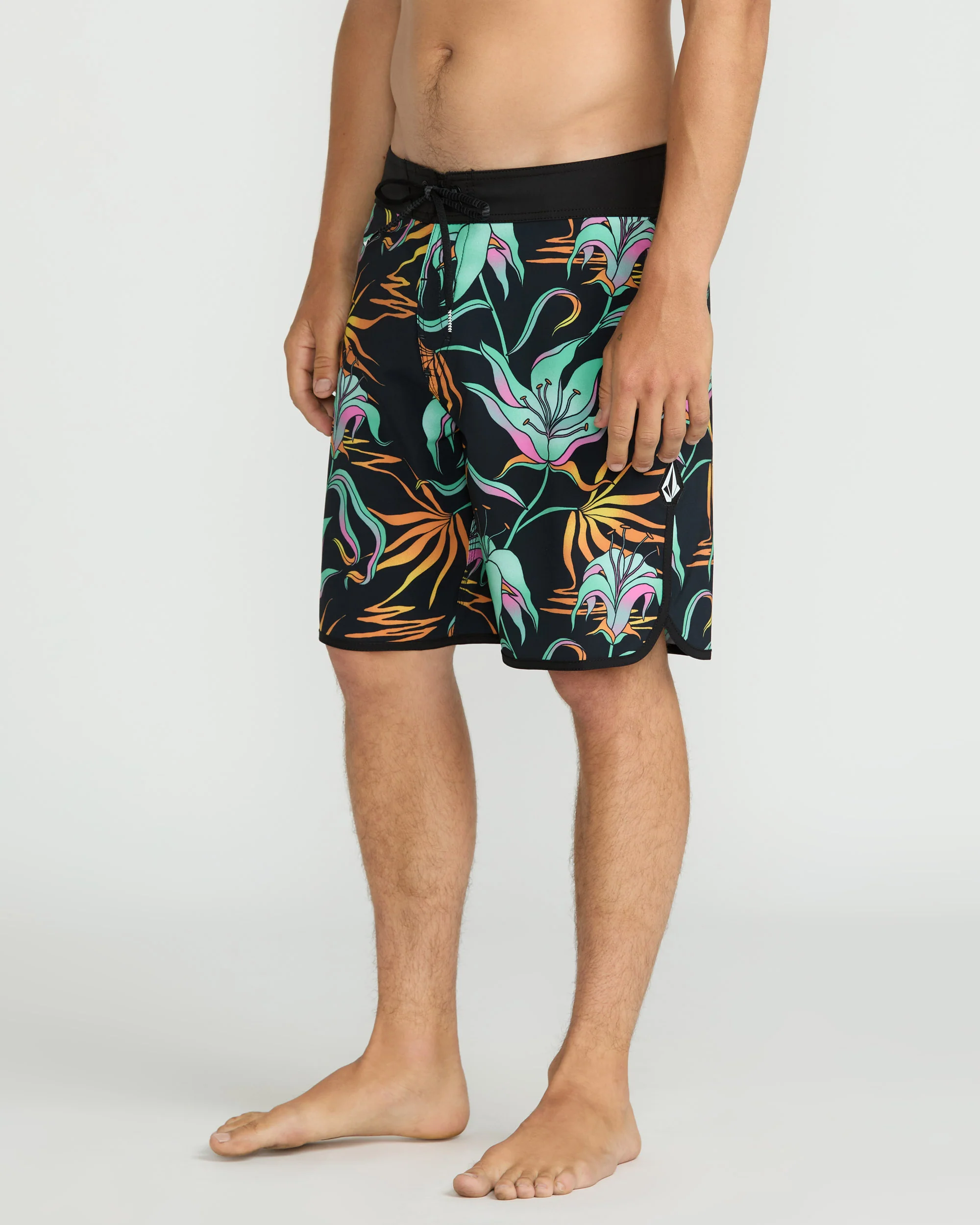 Infuse Scallop Mod 19" Boardshort - Black Green - Image 4