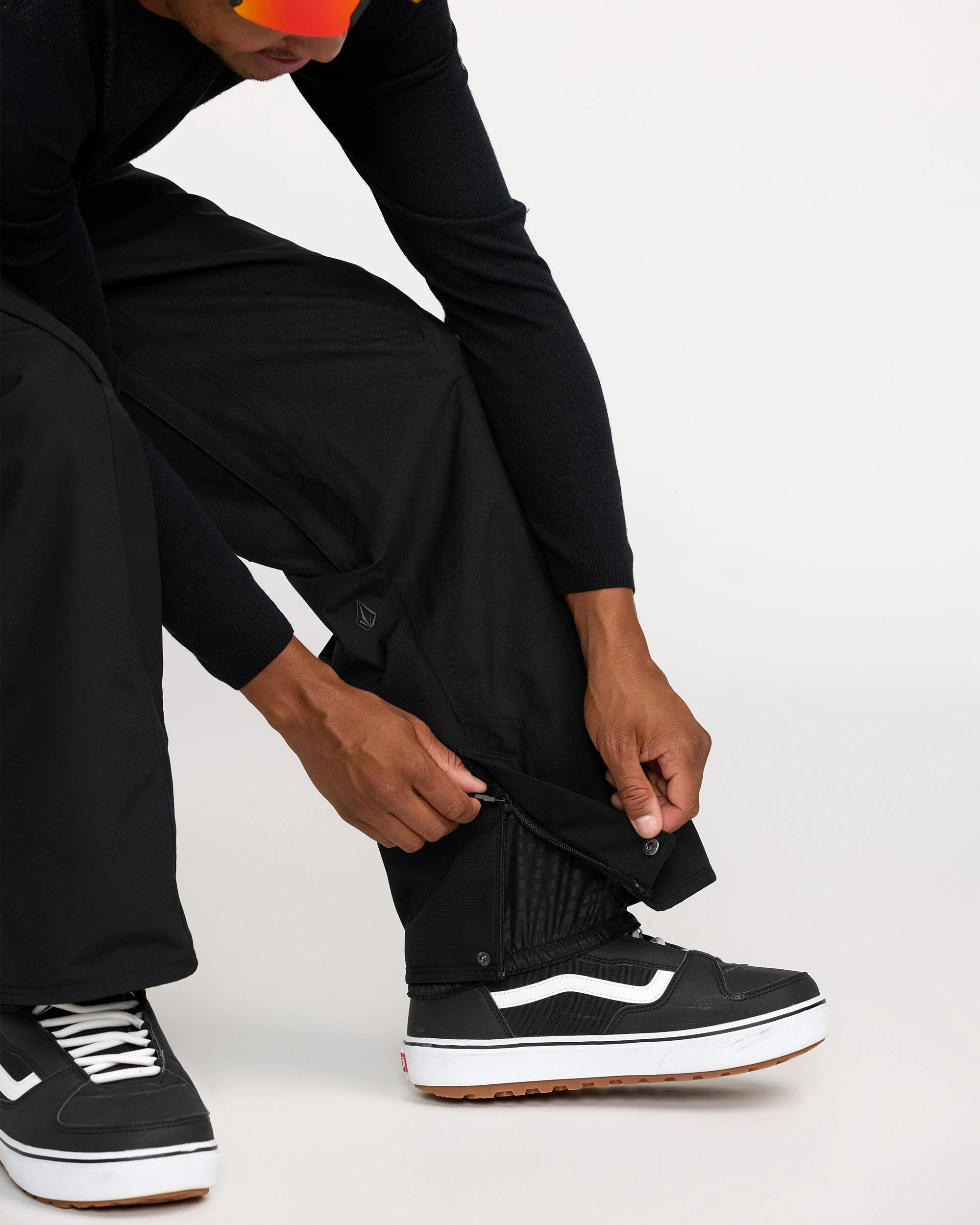 Kleveland Trousers - Black - Image 10