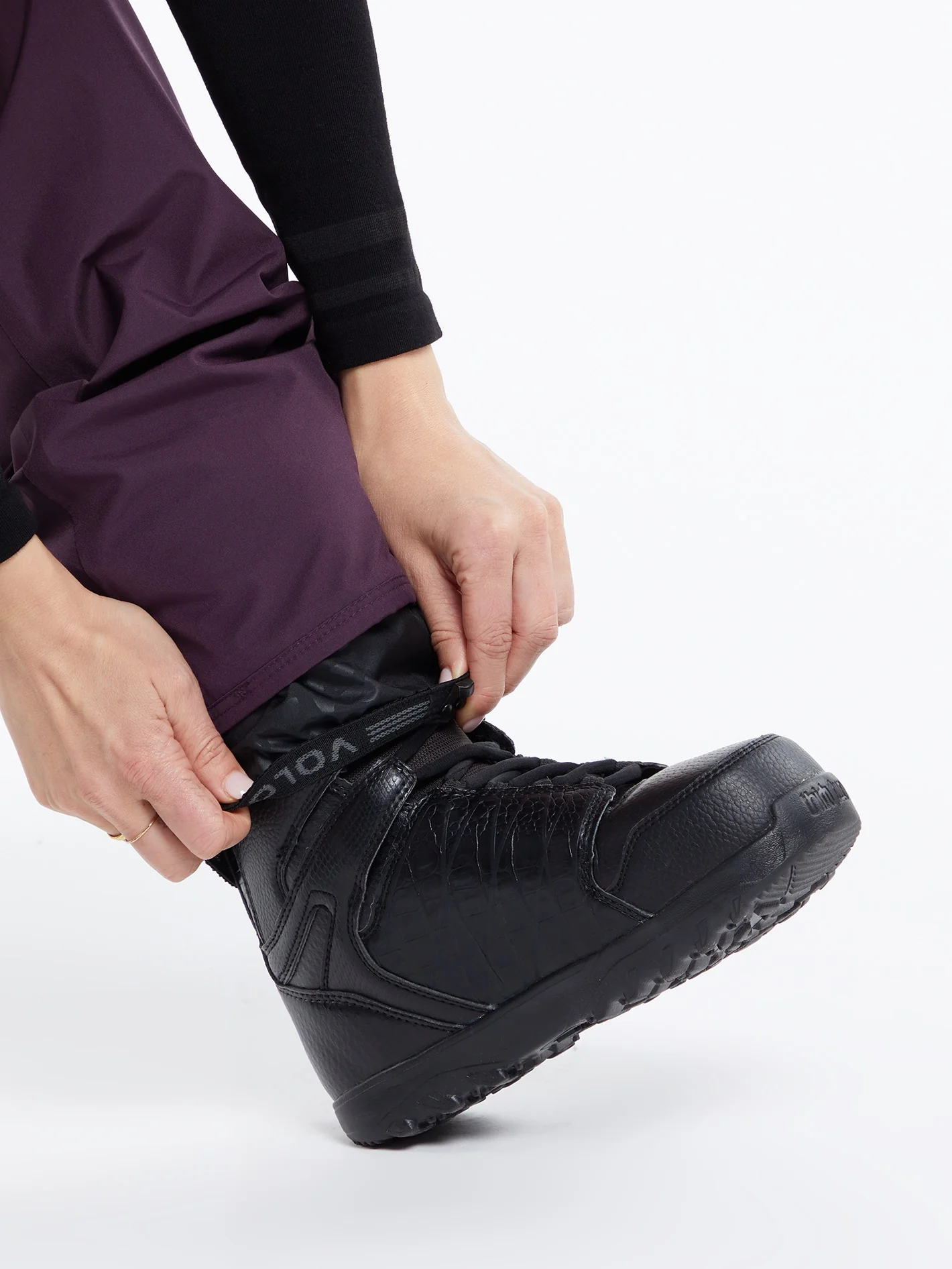 Knox Insulated Gore-Tex Trousers - BLACKBERRY - Image 6