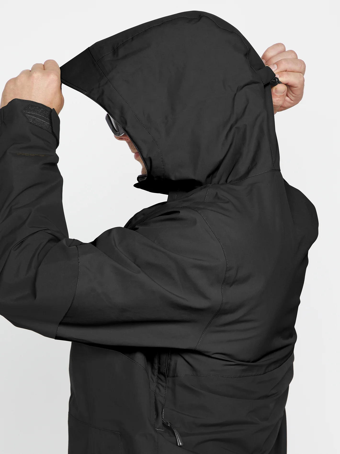 L Gore-Tex Jacket - Black - Image 7