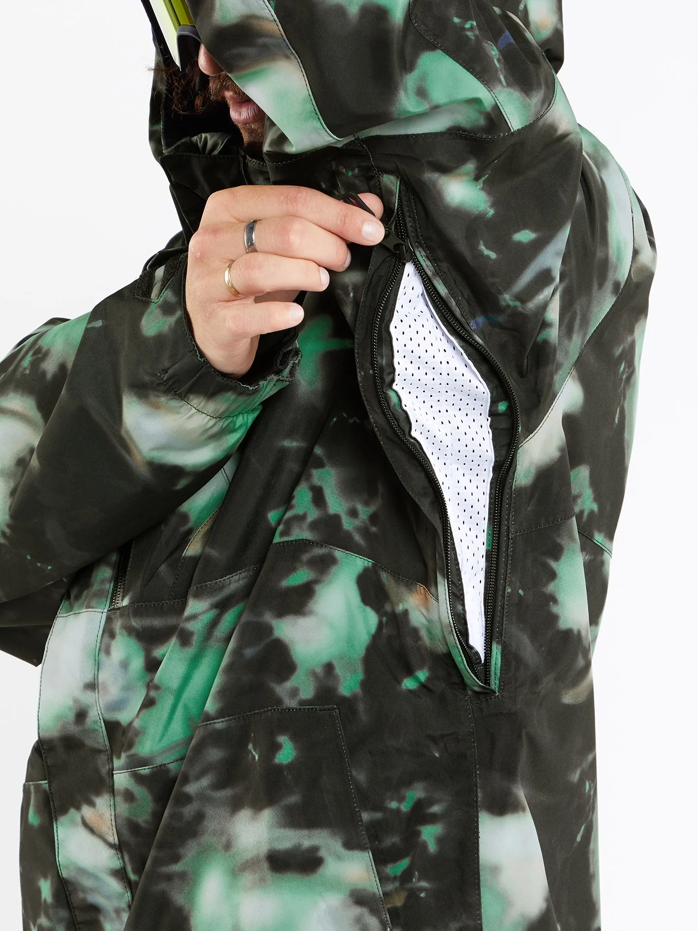 L Gore-Tex Jacket - SPRITZ BLACK - Image 6