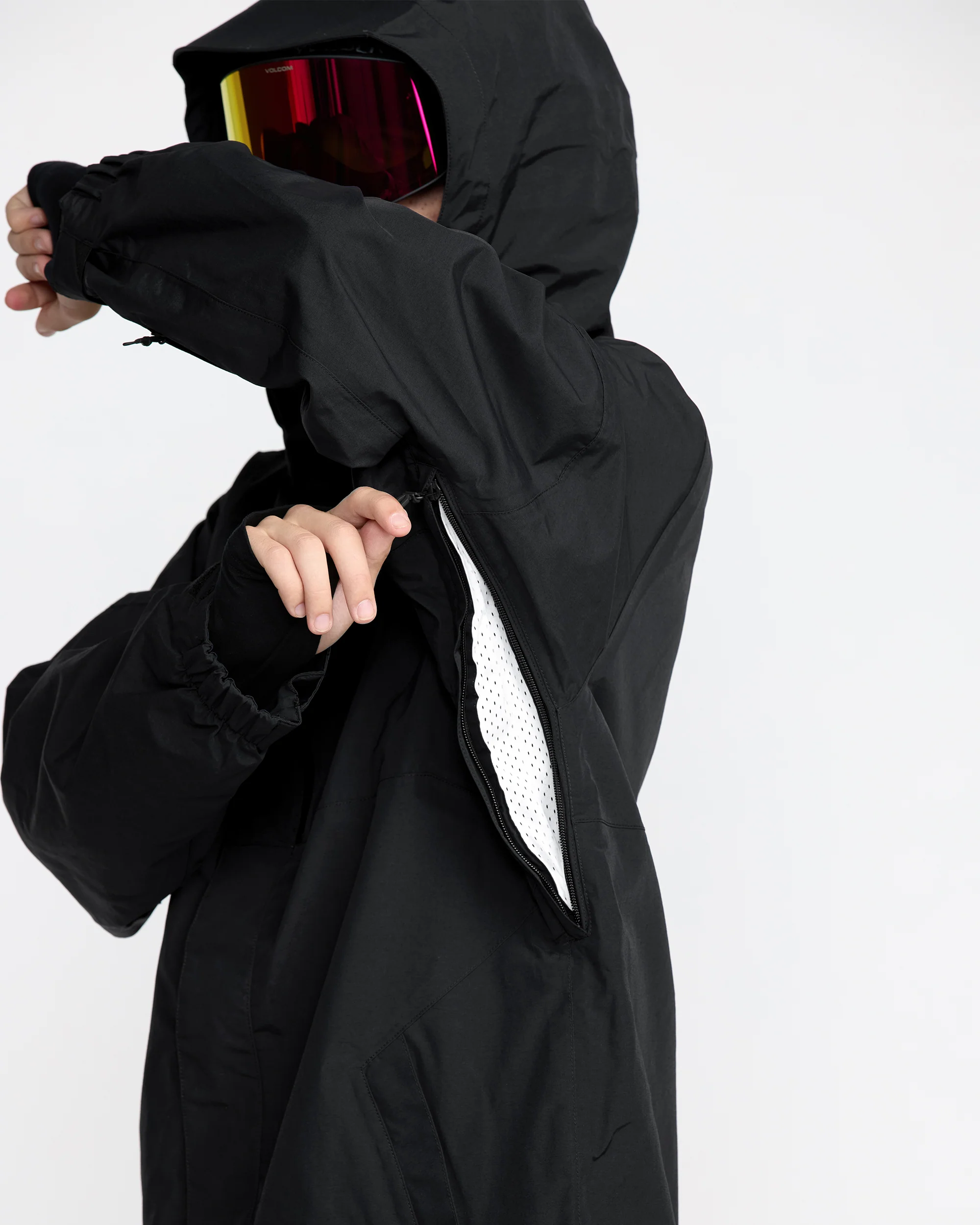 L Gore-Tex Jacket - Black - Image 6