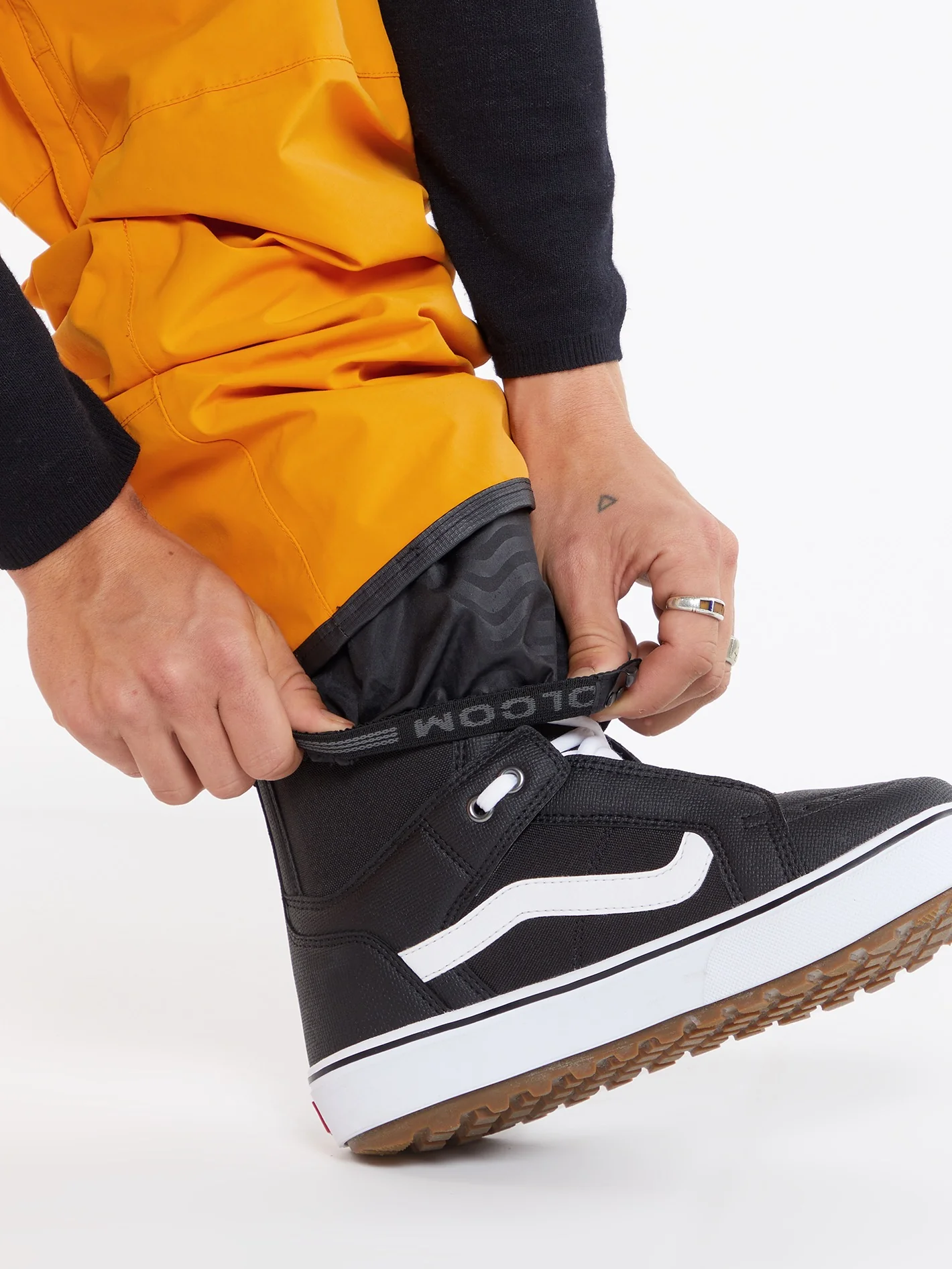 L Gore-Tex Trousers - GOLD - Image 5