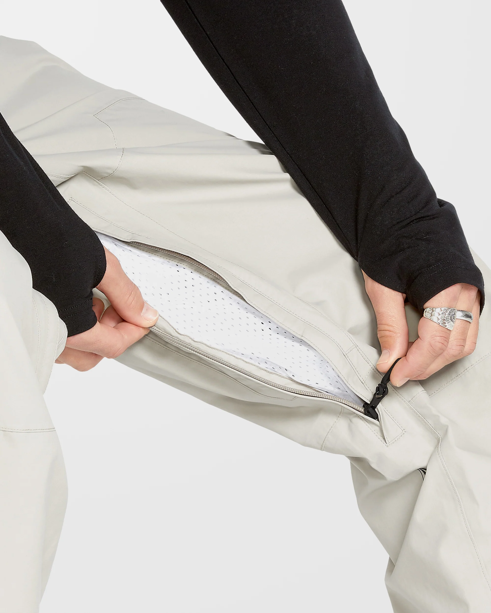 L Gore-Tex Trousers - Stone - Image 10