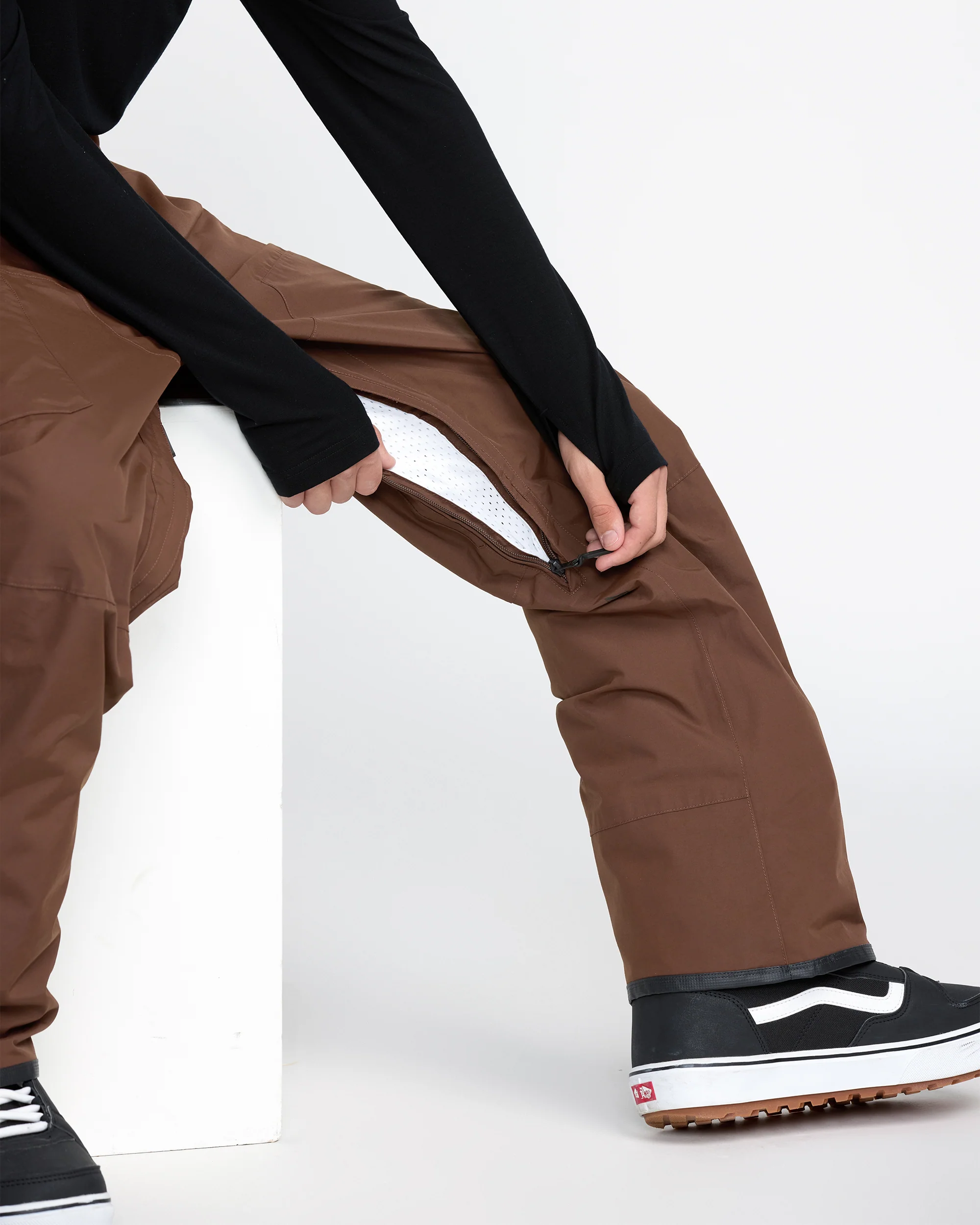L Gore-Tex Trousers - Brown - Image 6
