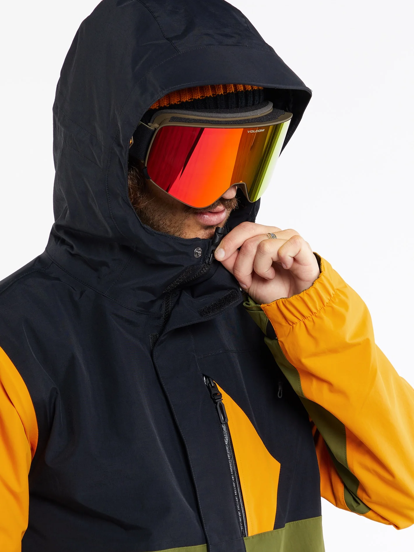 L Insulated Gore-Tex Jacket - GOLD - Image 4