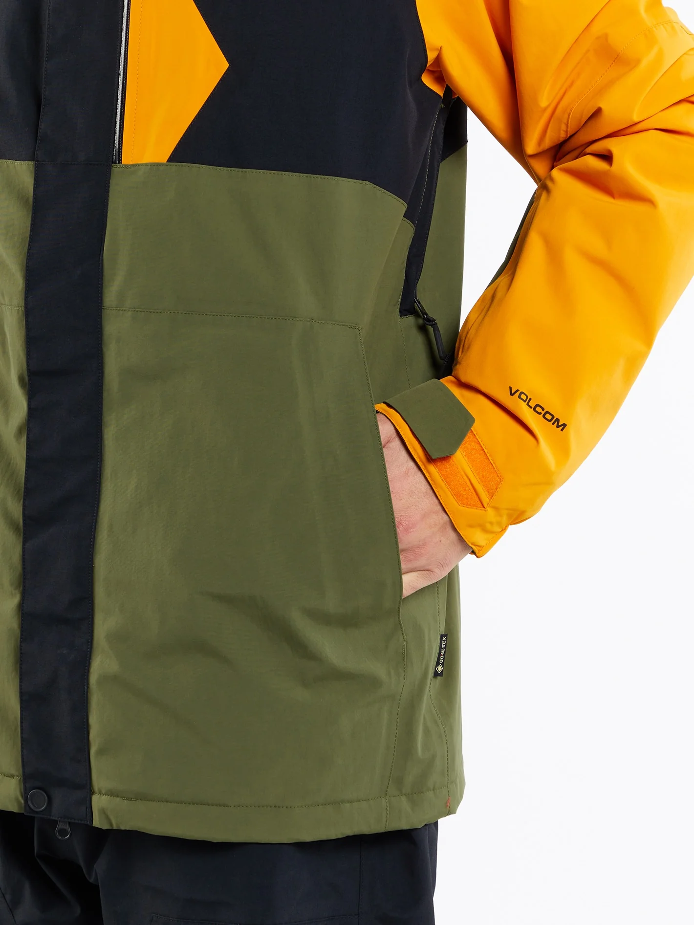 L Insulated Gore-Tex Jacket - GOLD - Image 5