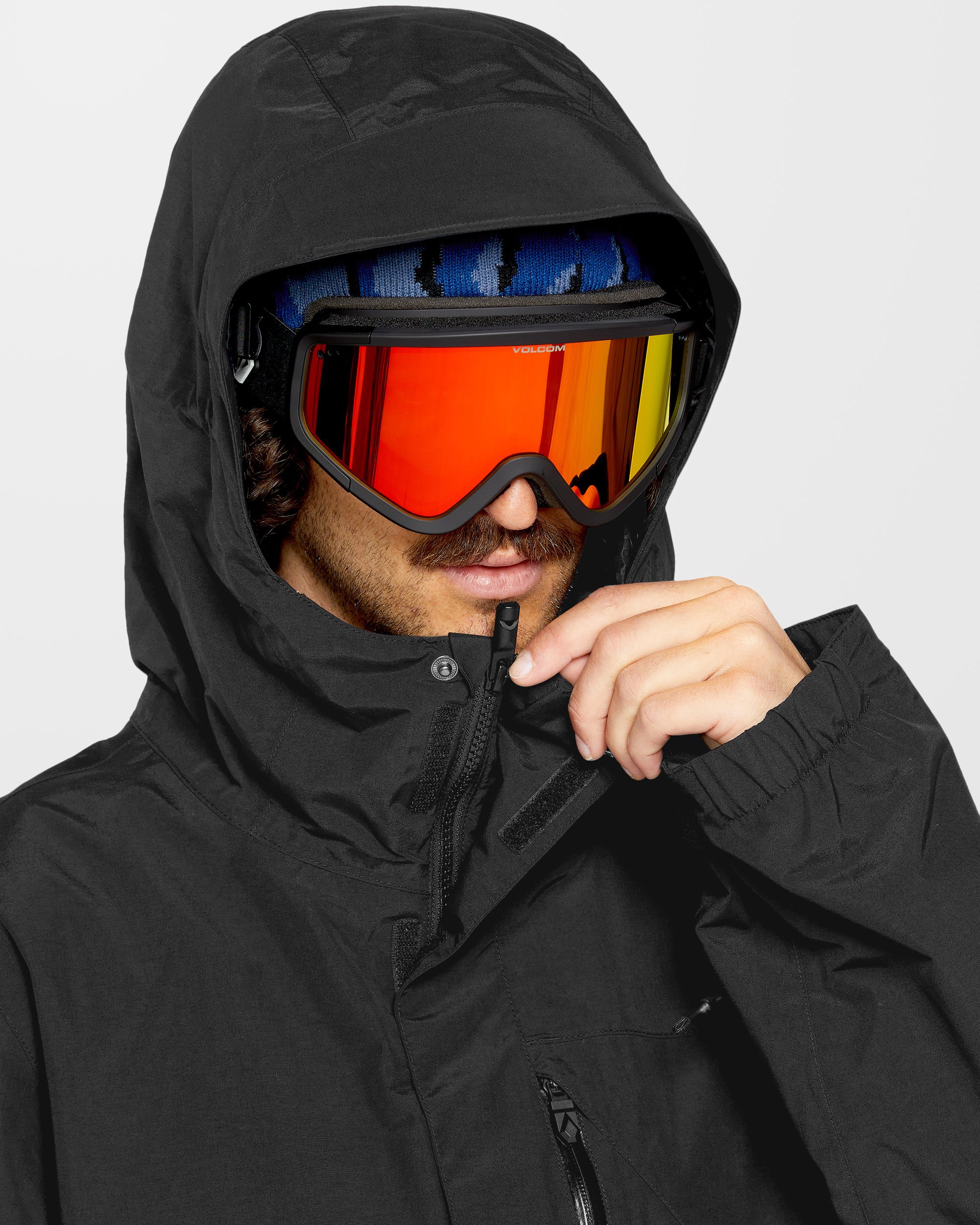 L Insulated Gore-Tex Jacket - Black - Image 5