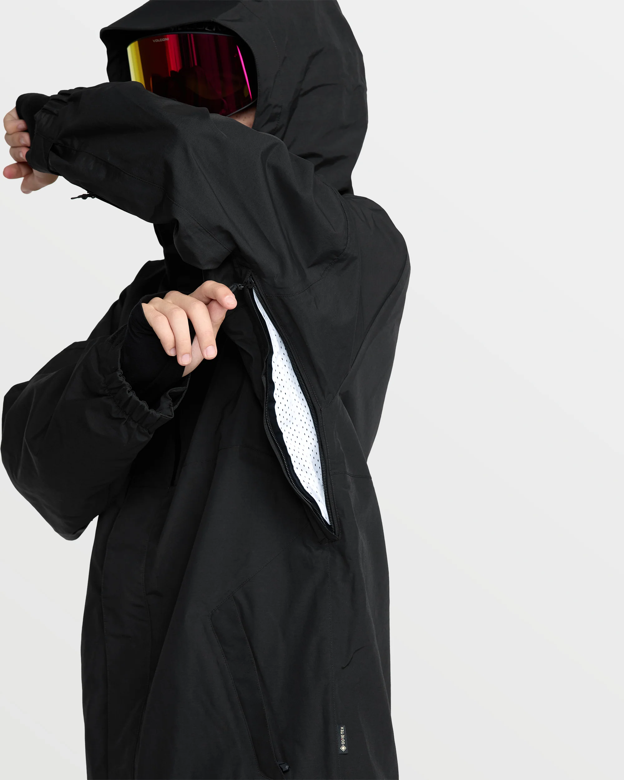 L Insulated Gore-Tex Jacket - Black - Image 6